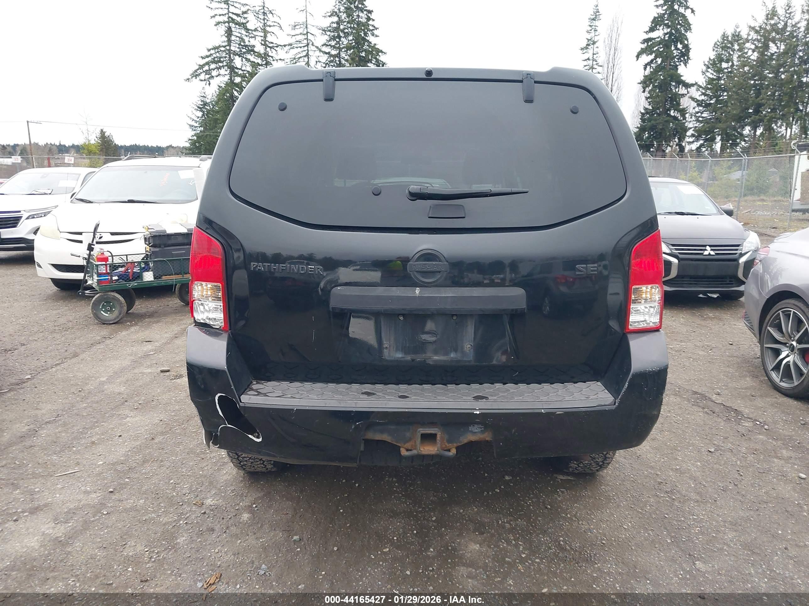 NISSAN PATHFINDER image 6
