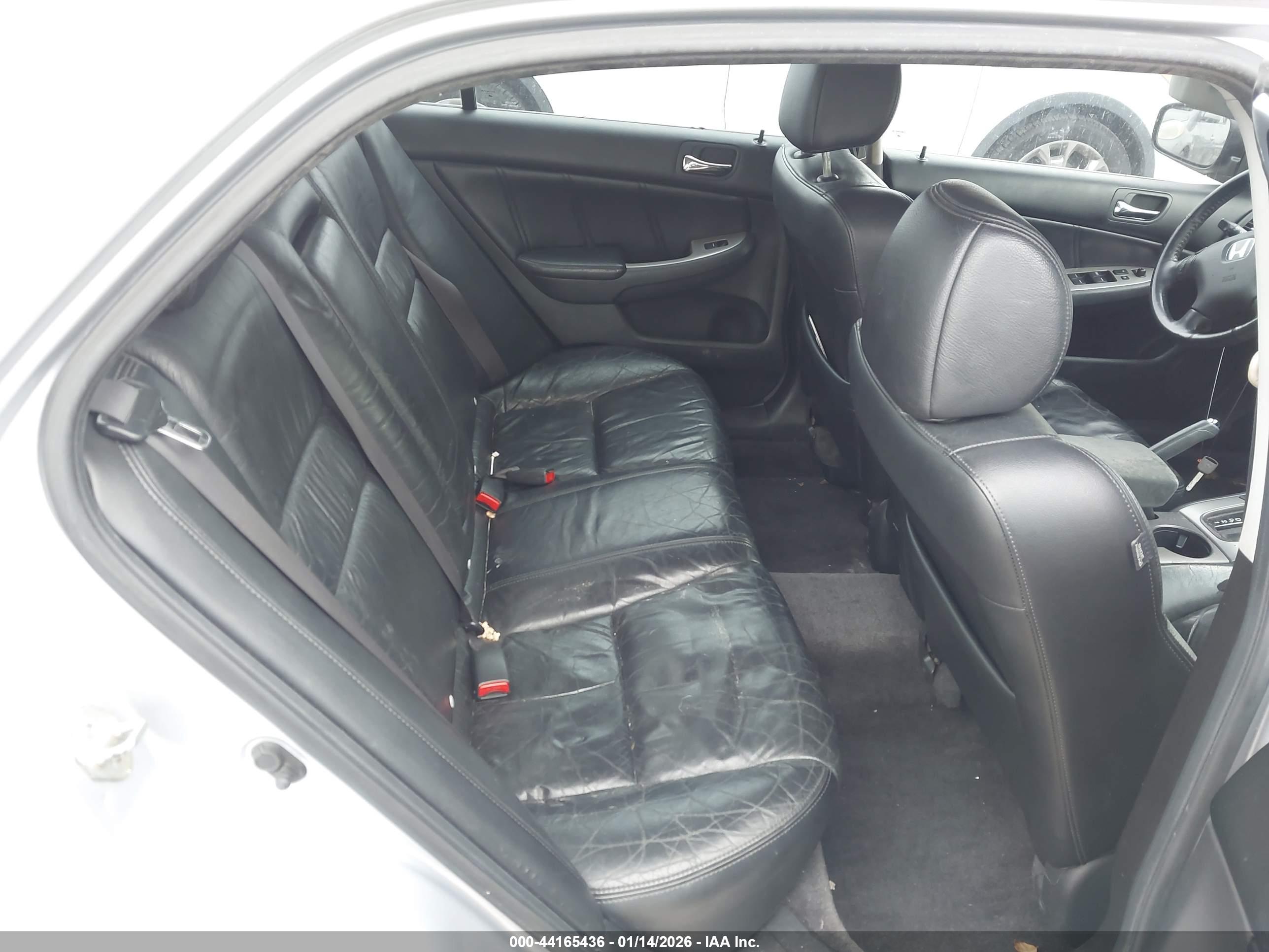 HONDA ACCORD image 8