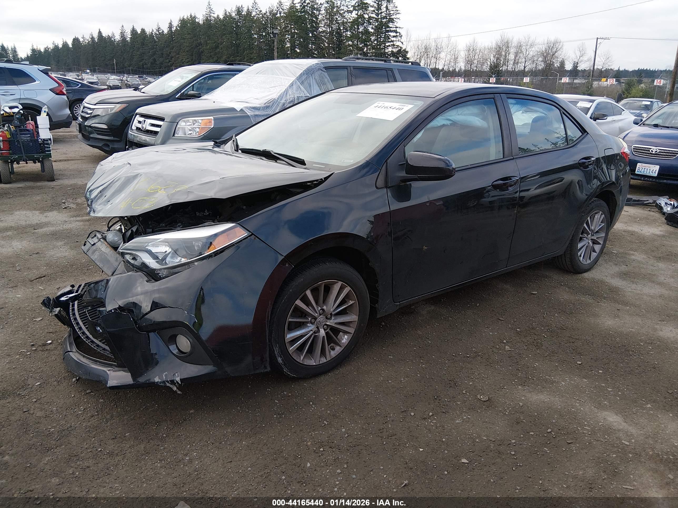 TOYOTA COROLLA image 2