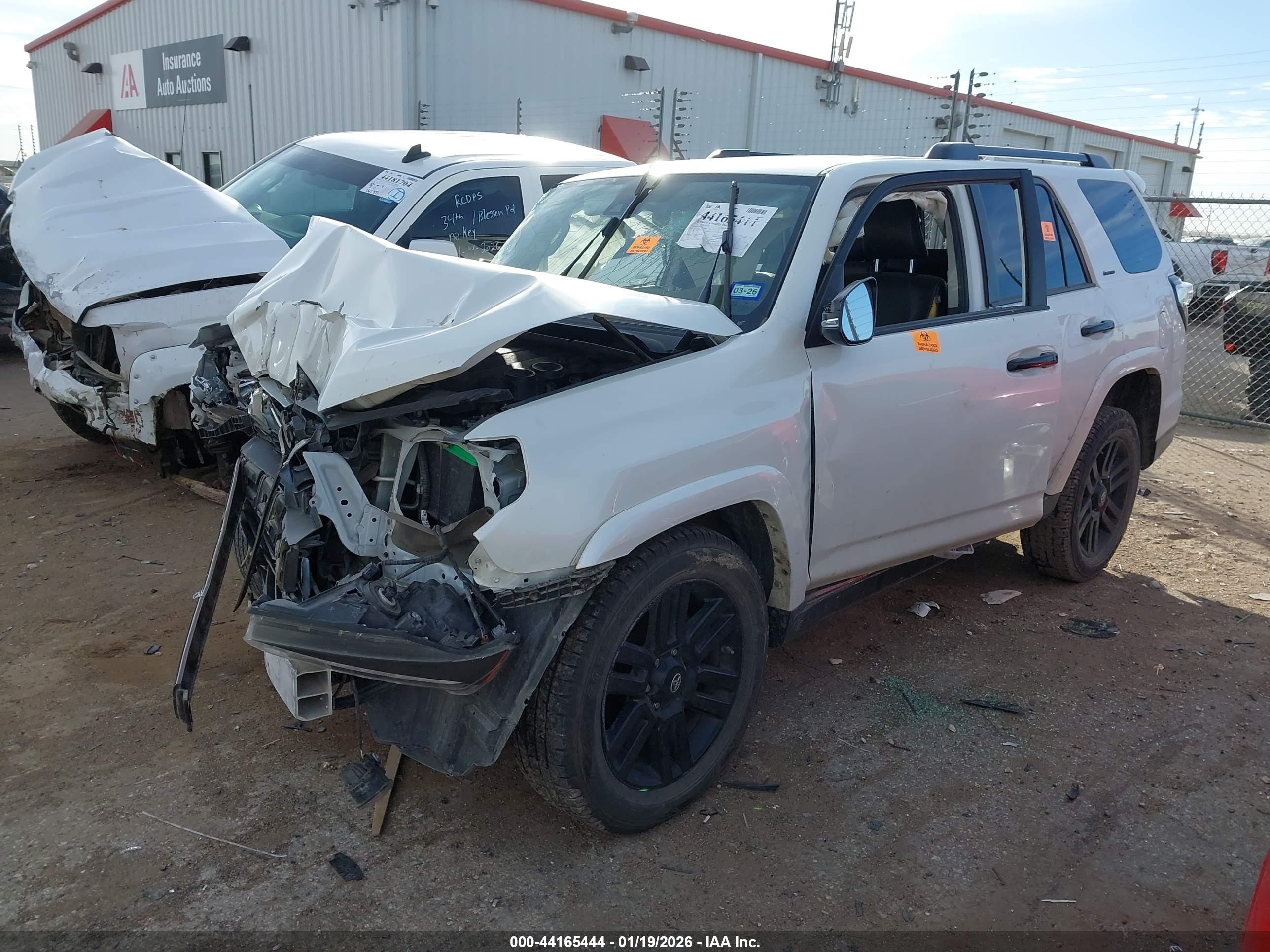 TOYOTA 4RUNNER image 2