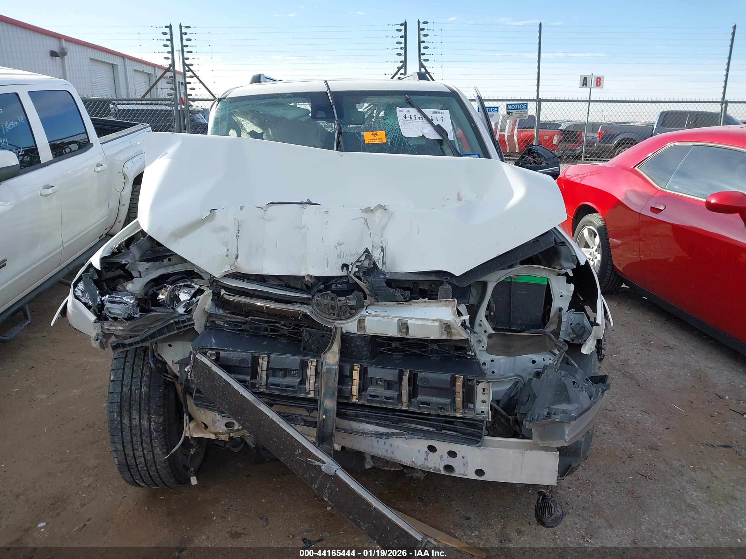 TOYOTA 4RUNNER image 6