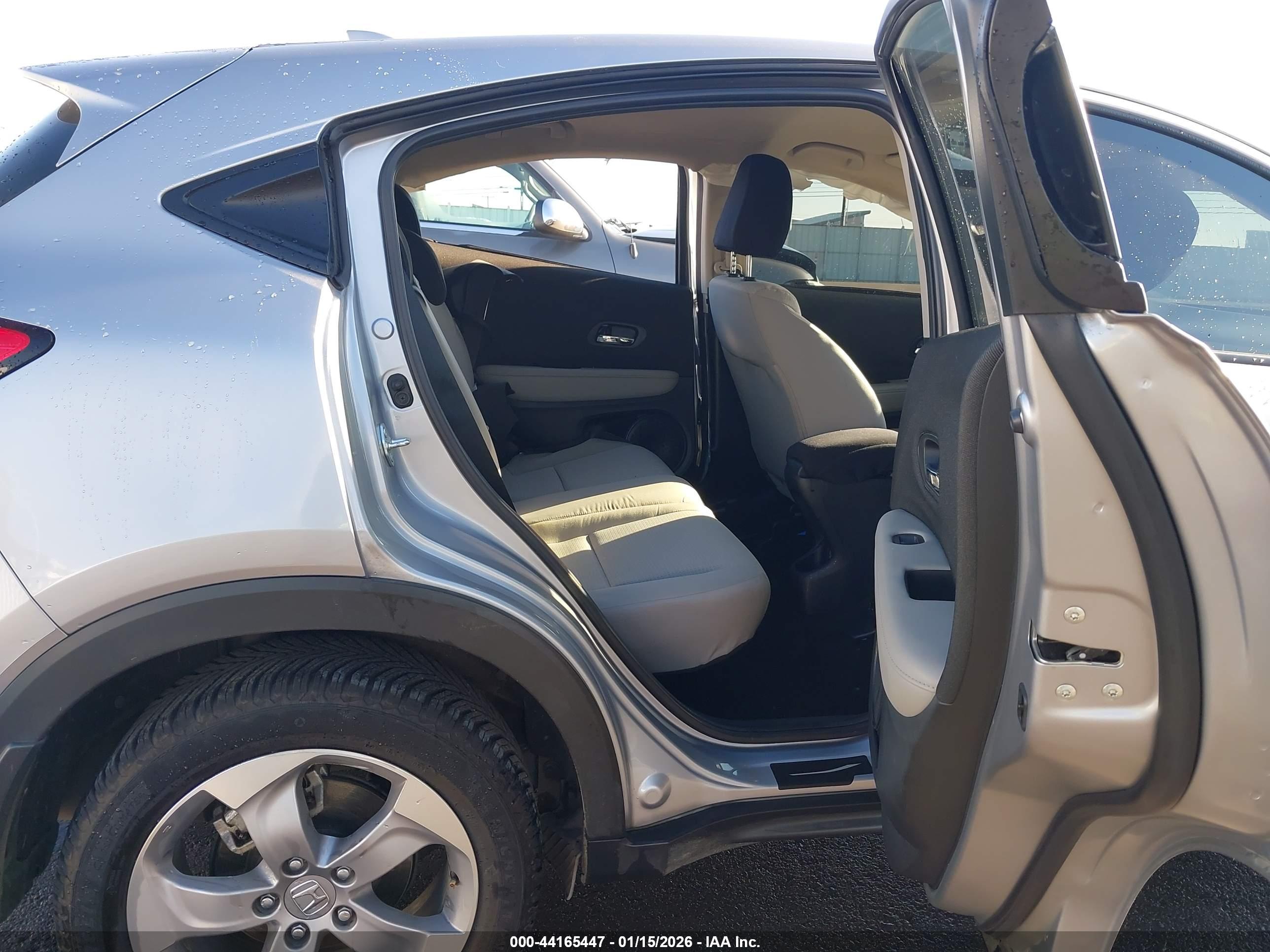 HONDA HR-V image 8
