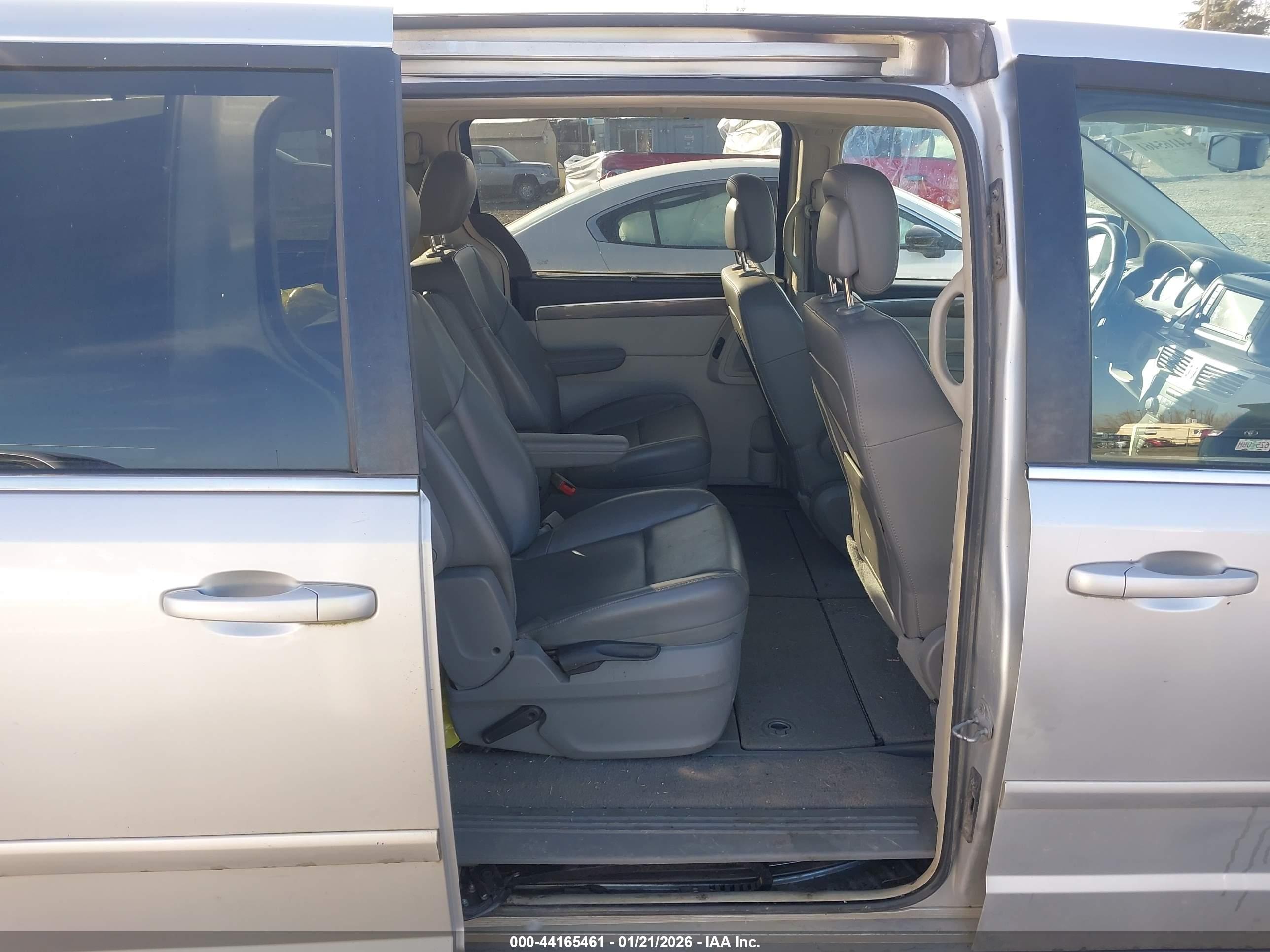 VOLKSWAGEN ROUTAN image 8