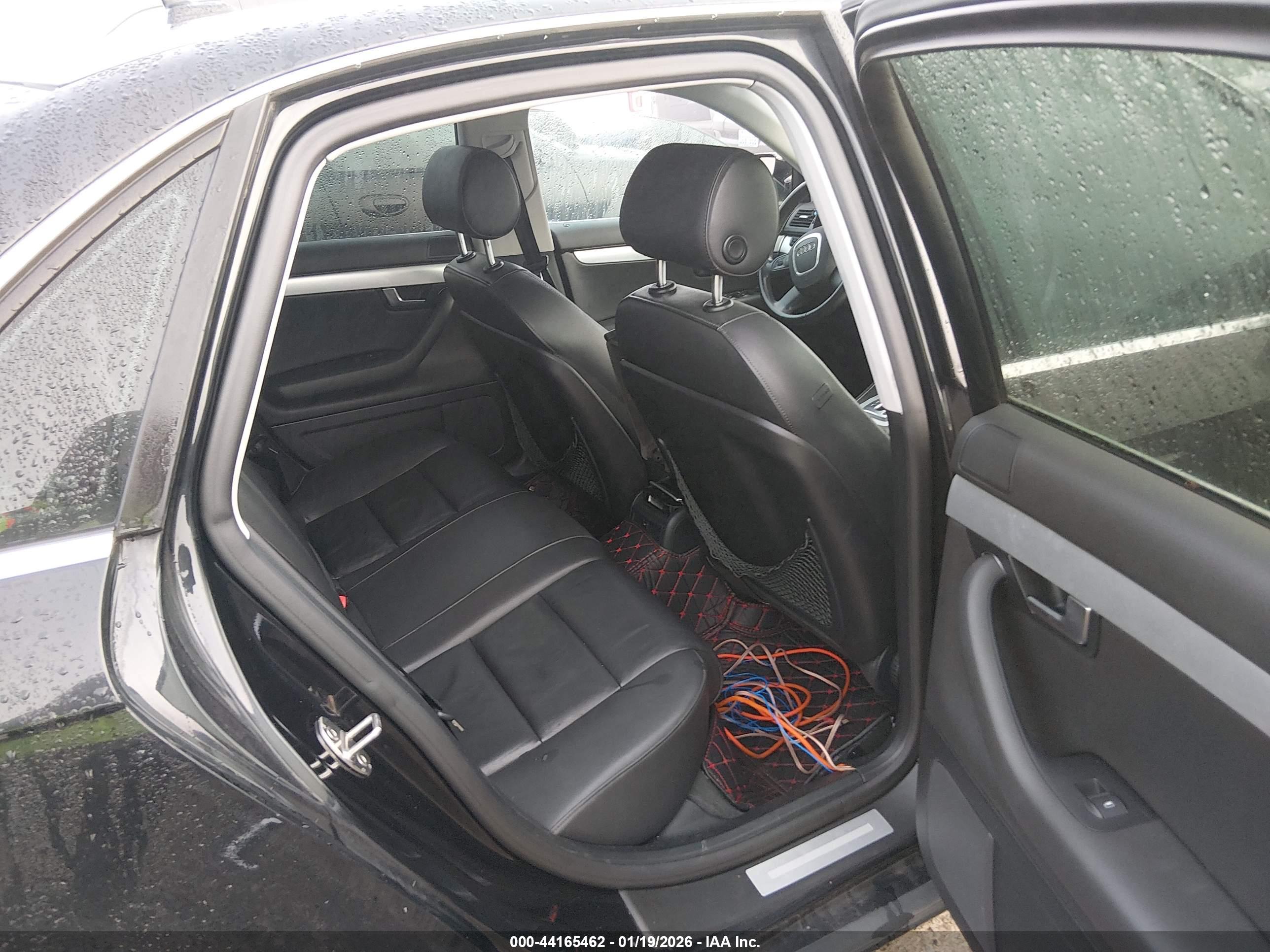 AUDI A4 image 8