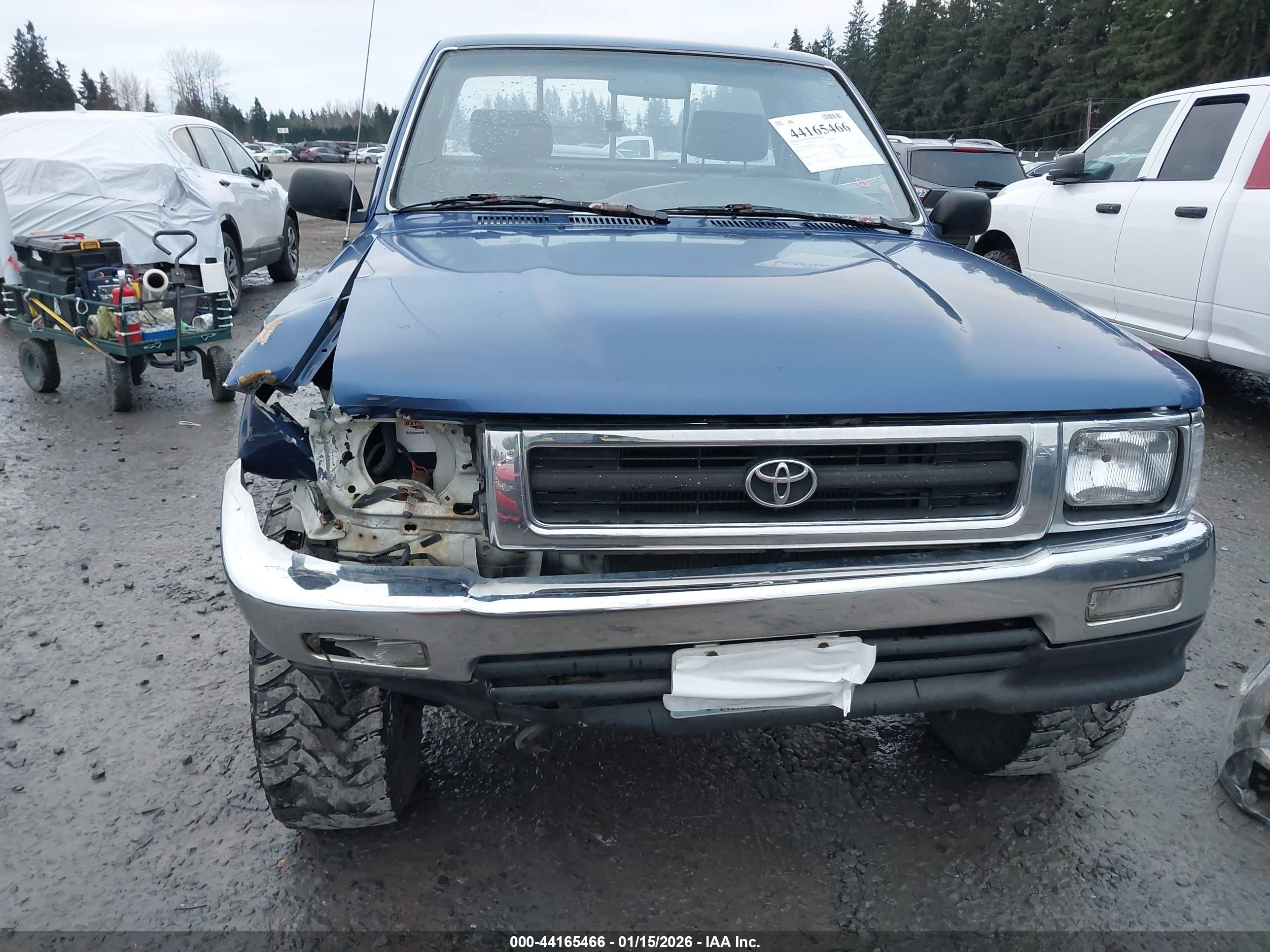 TOYOTA PICKUP image 6