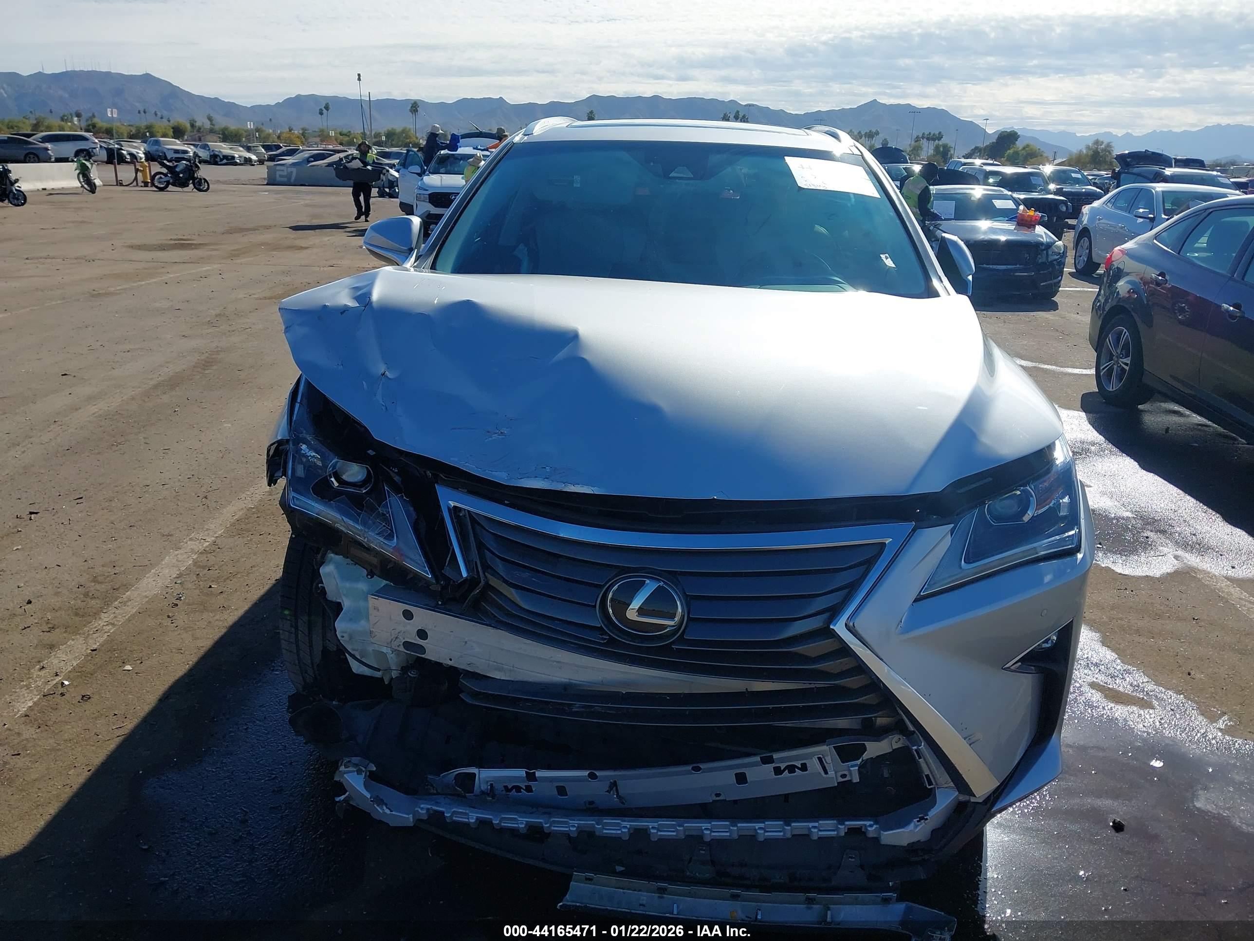 LEXUS RX image 6