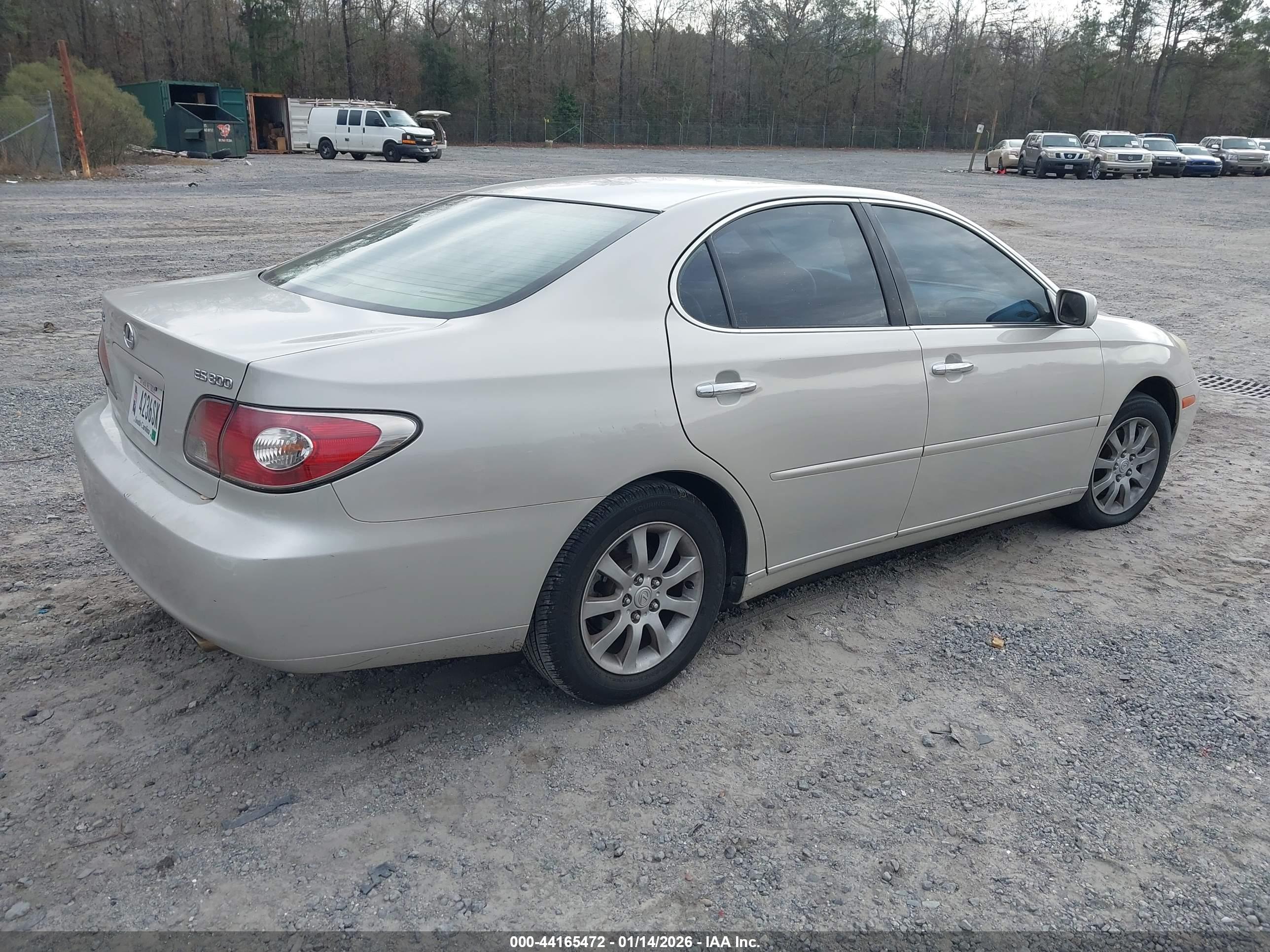 LEXUS ES image 4