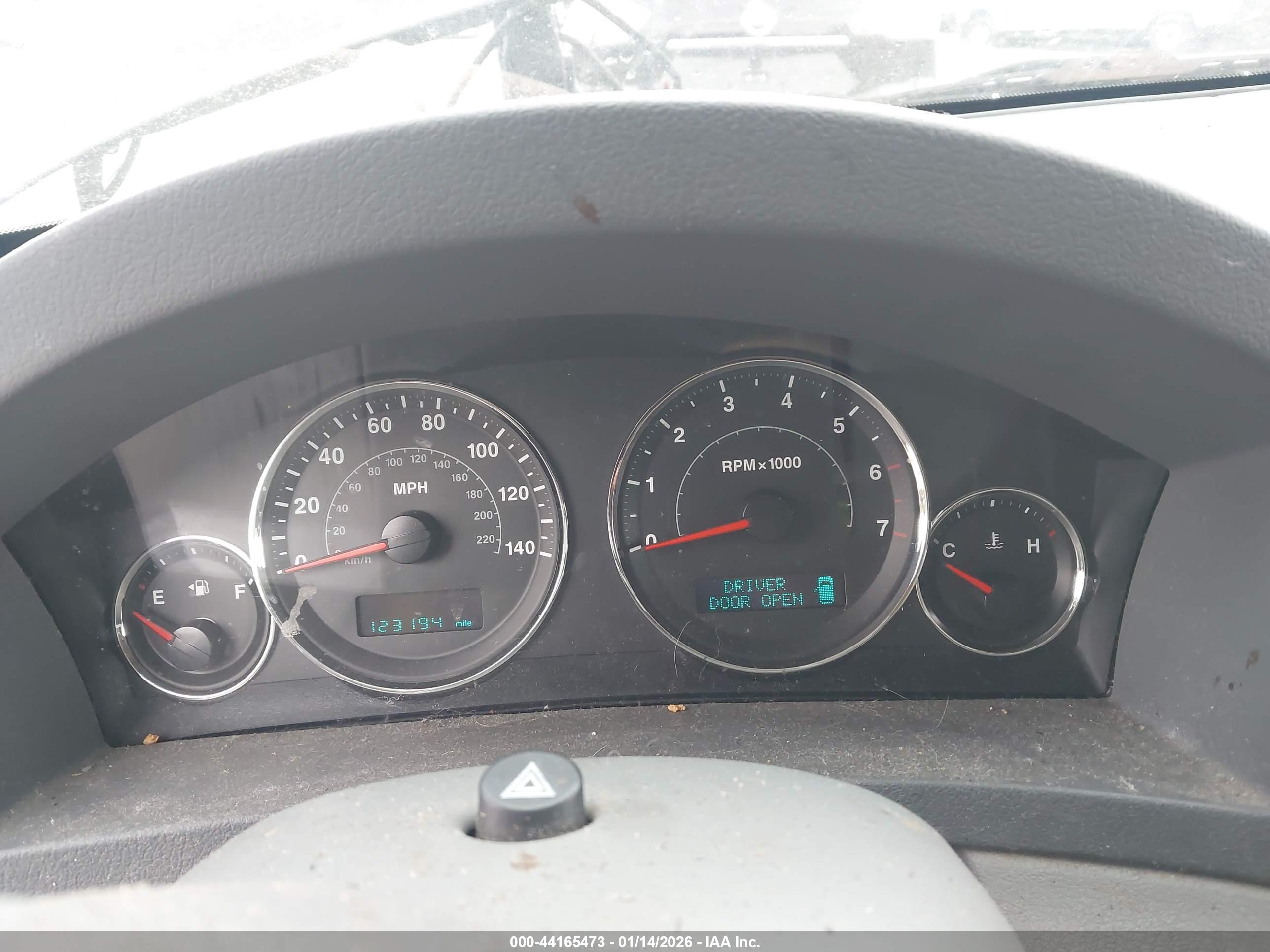 JEEP GRAND image 7