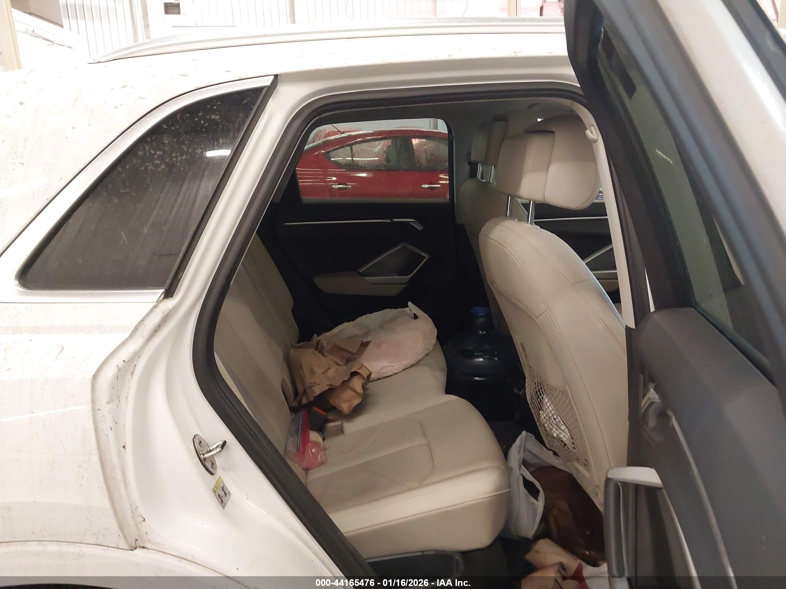 AUDI Q3 image 8