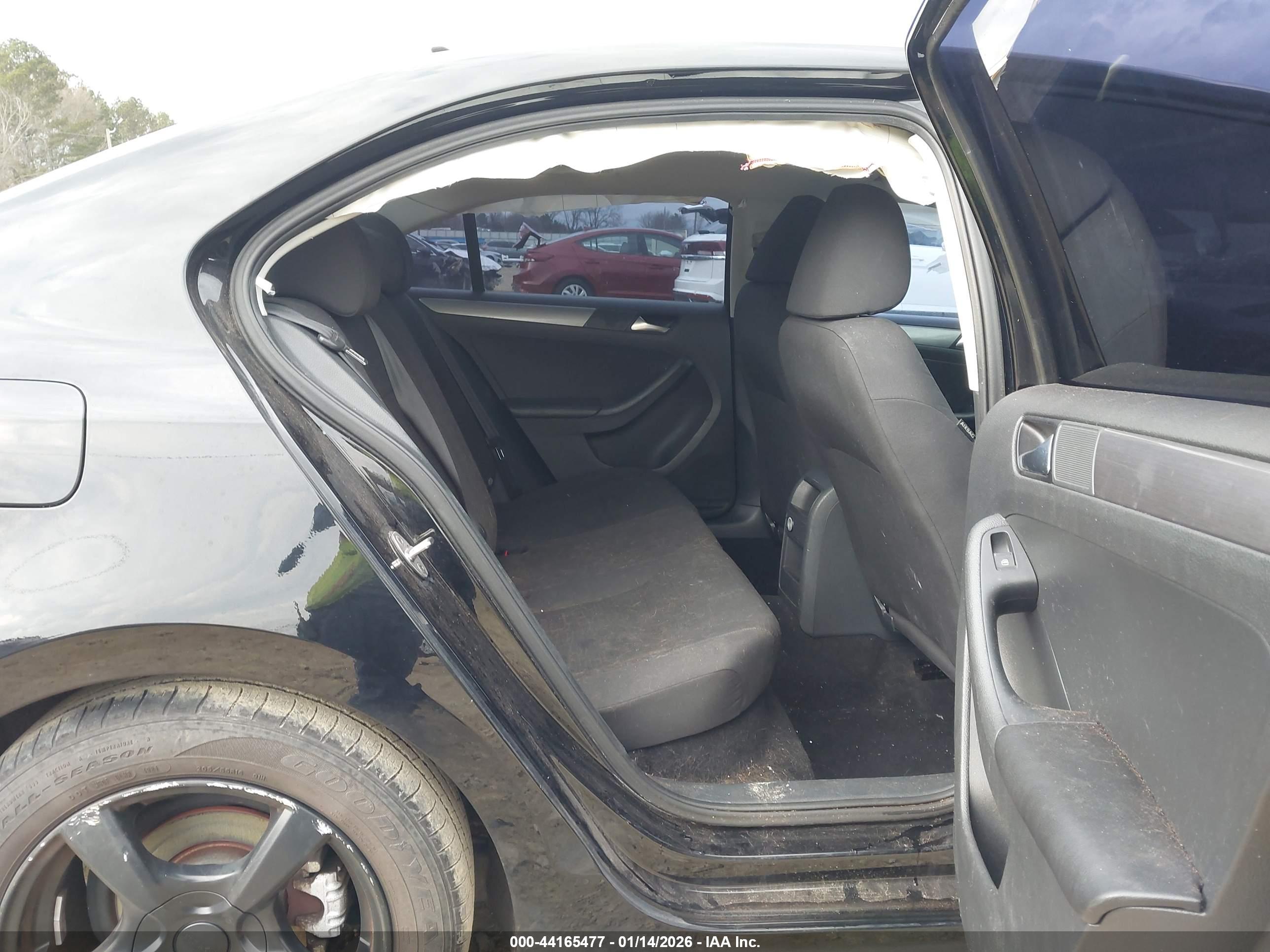 VOLKSWAGEN JETTA image 8