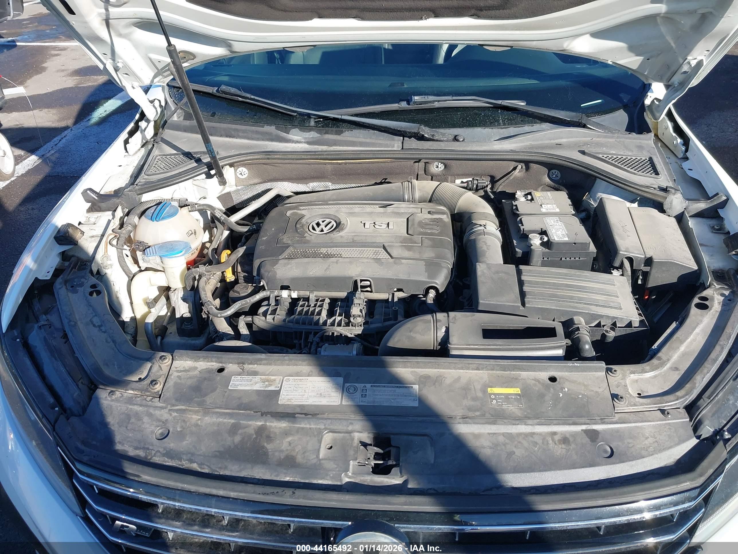 VOLKSWAGEN PASSAT image 10