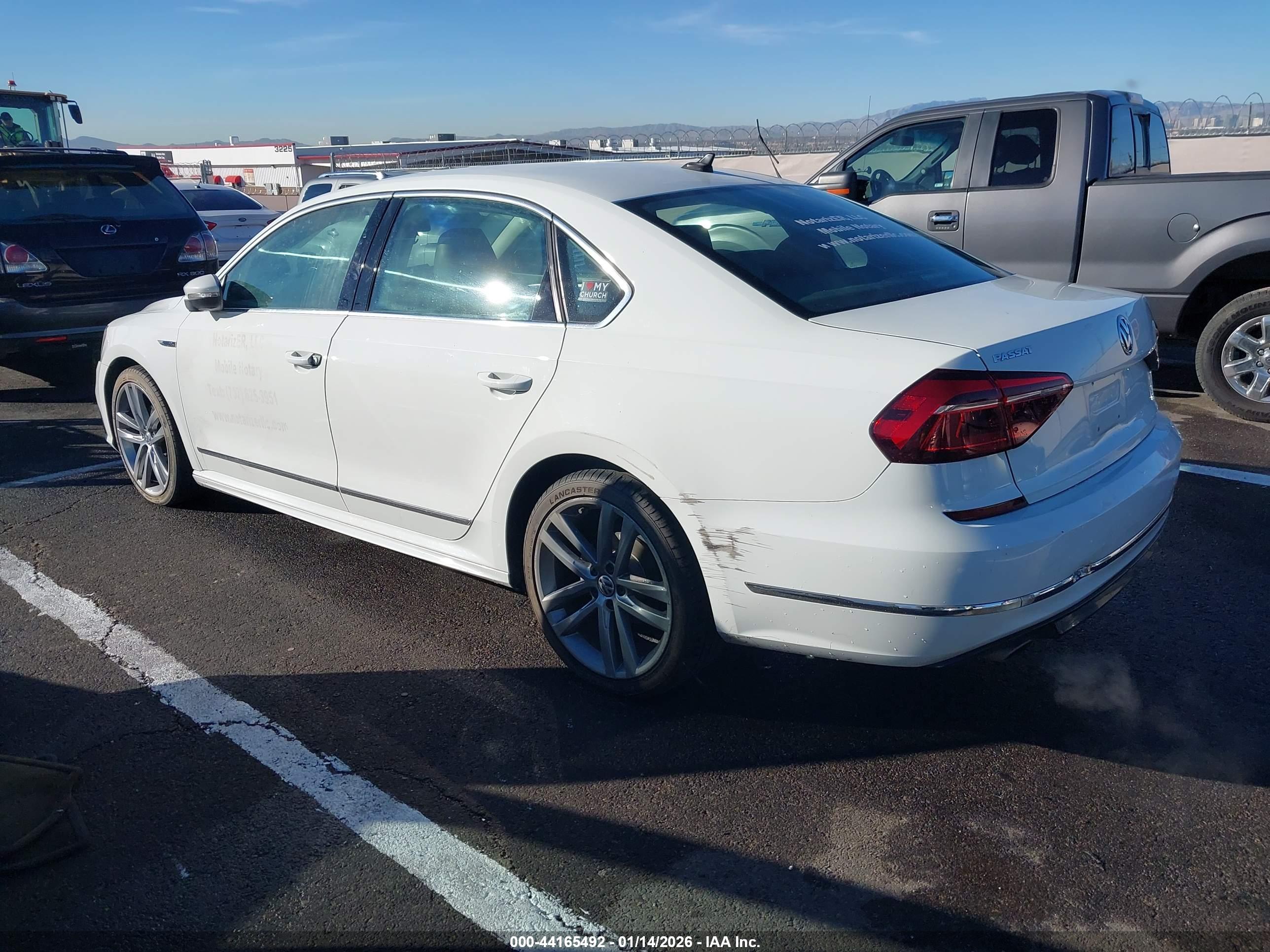 VOLKSWAGEN PASSAT image 3