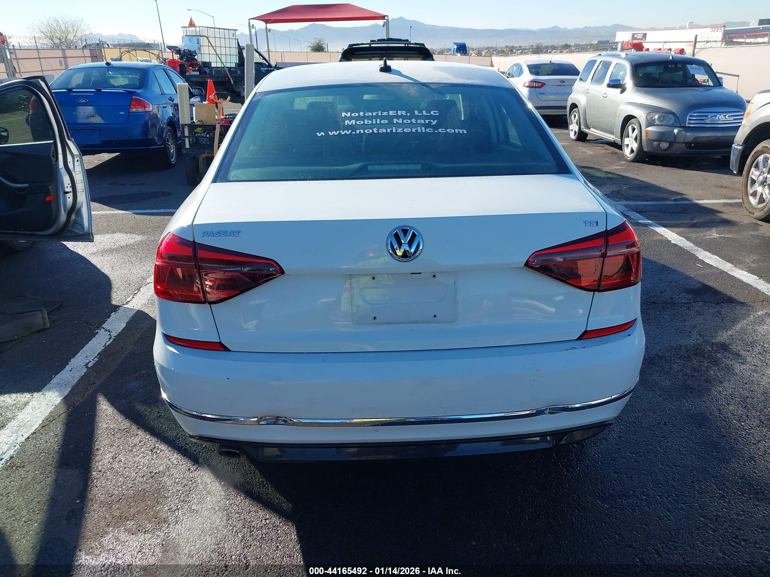 VOLKSWAGEN PASSAT image 6