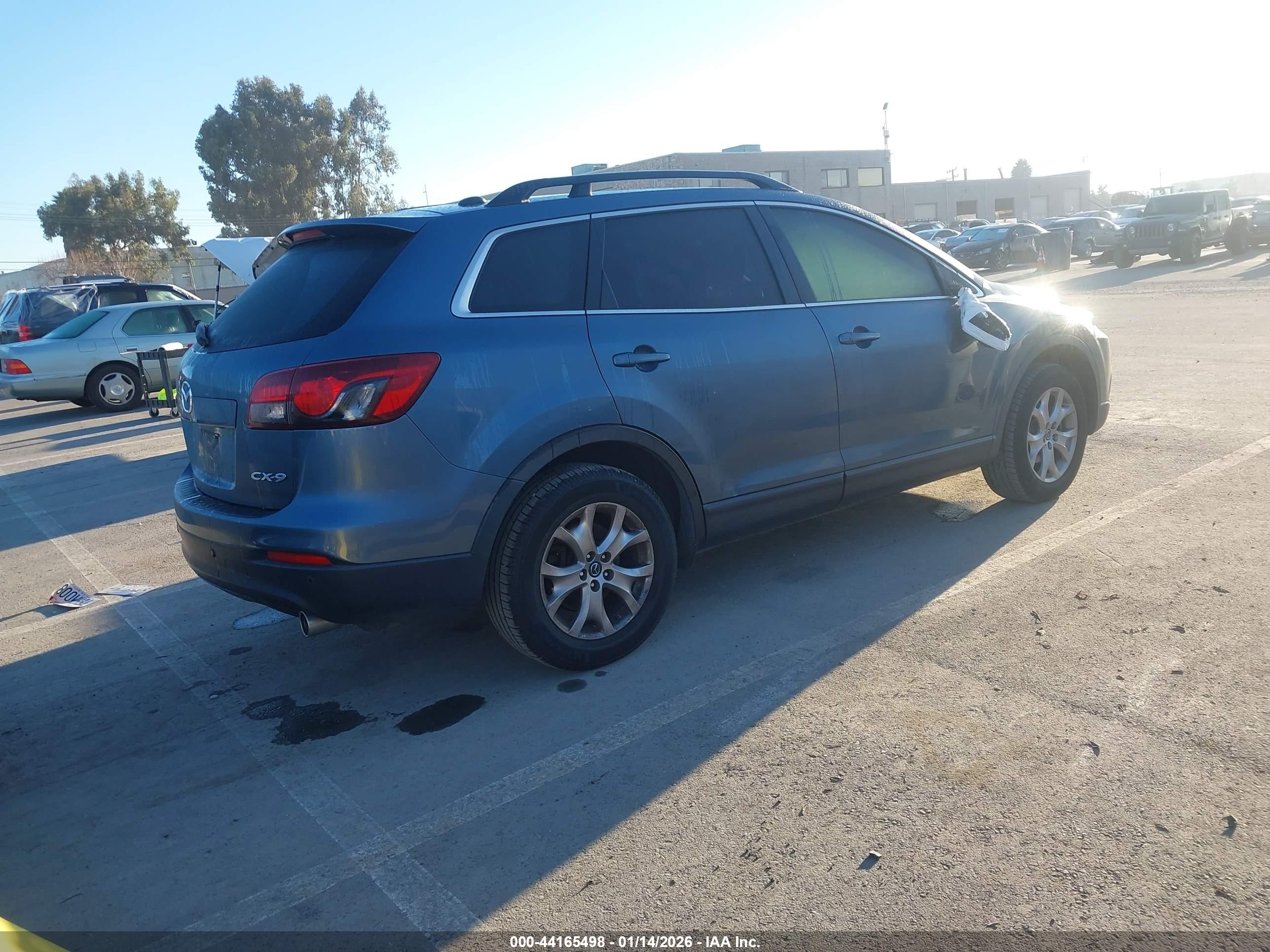 MAZDA CX-9 image 4