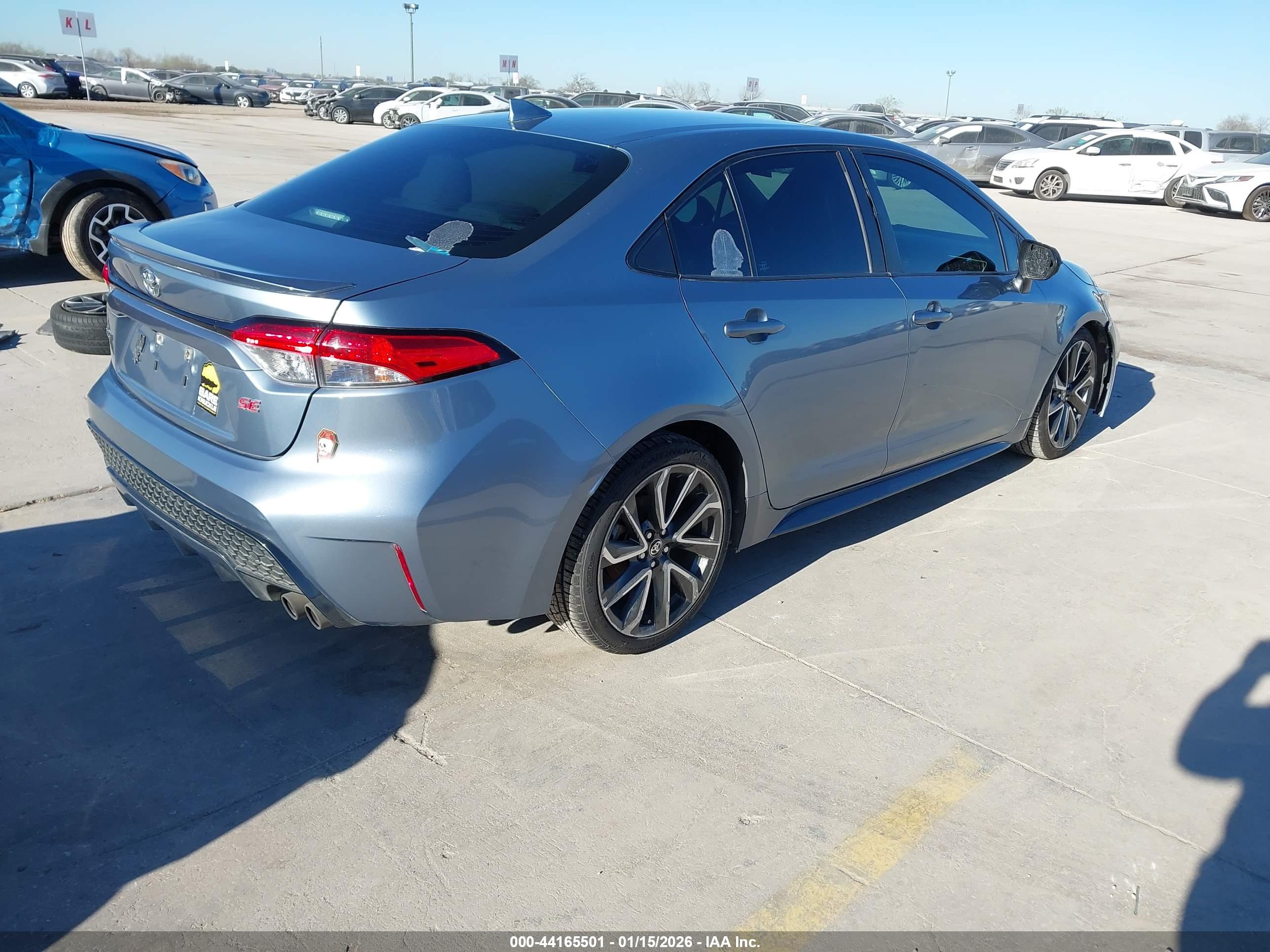 TOYOTA COROLLA image 4