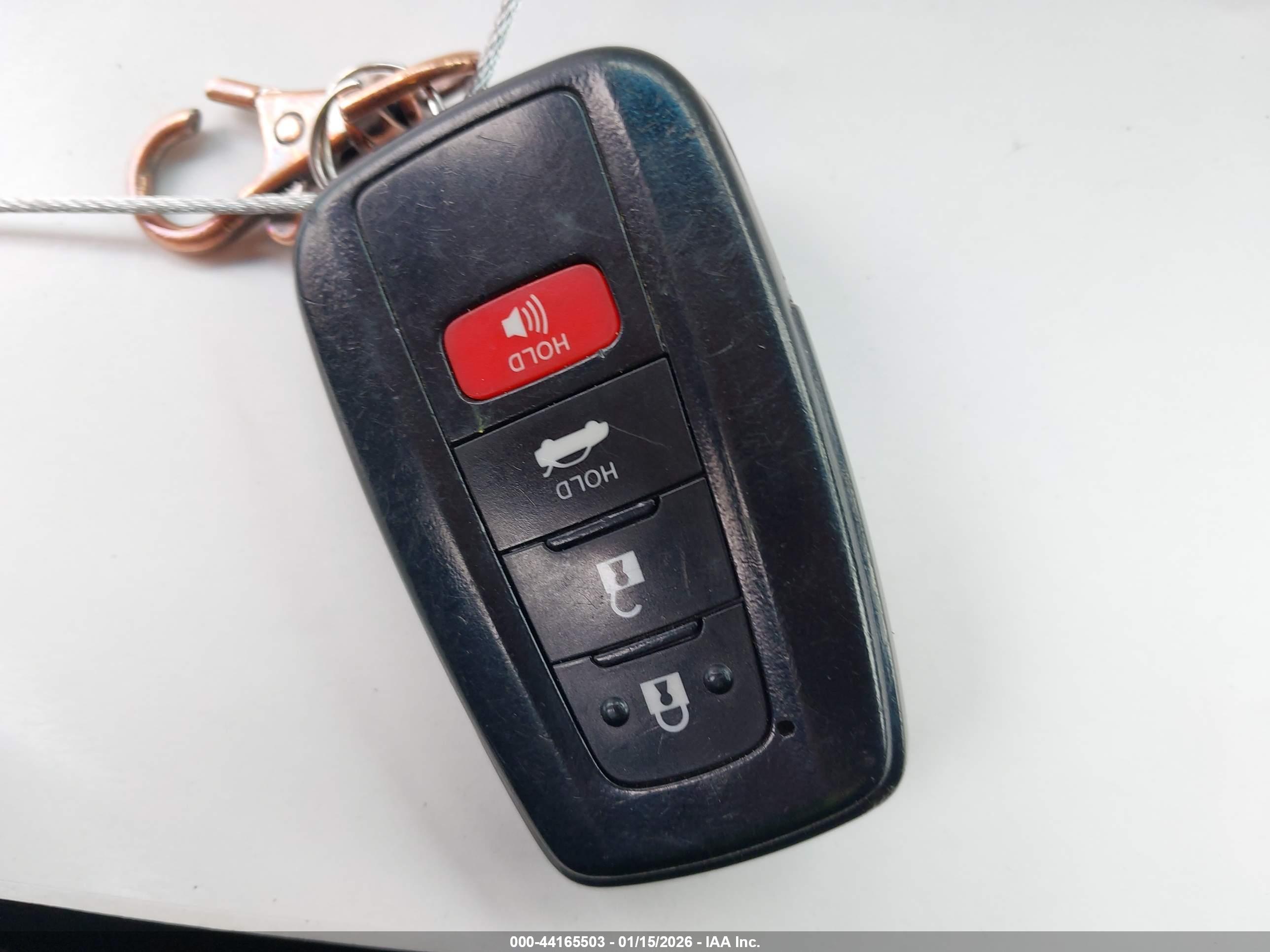 TOYOTA CAMRY image 11