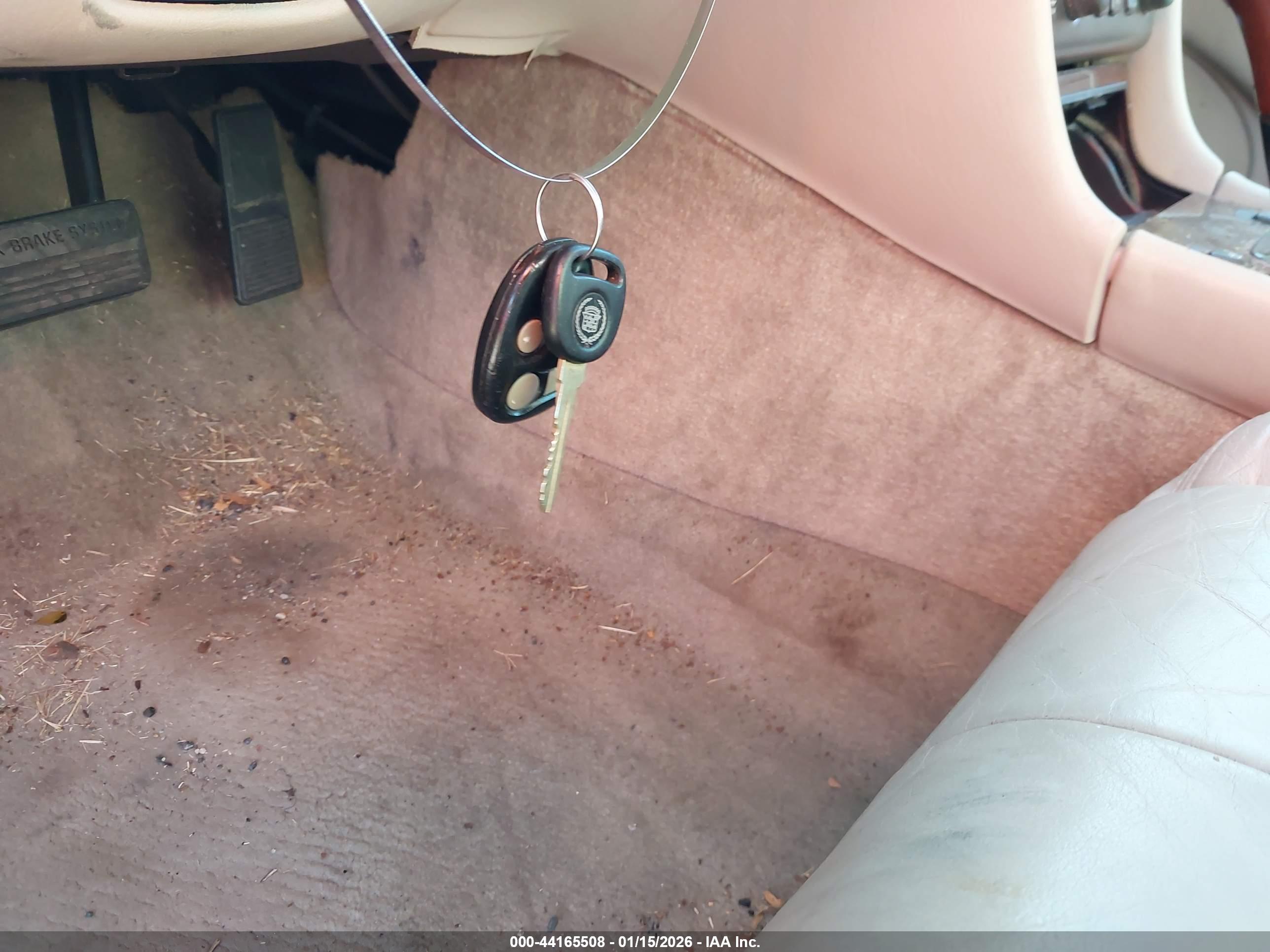 CADILLAC SEVILLE image 11