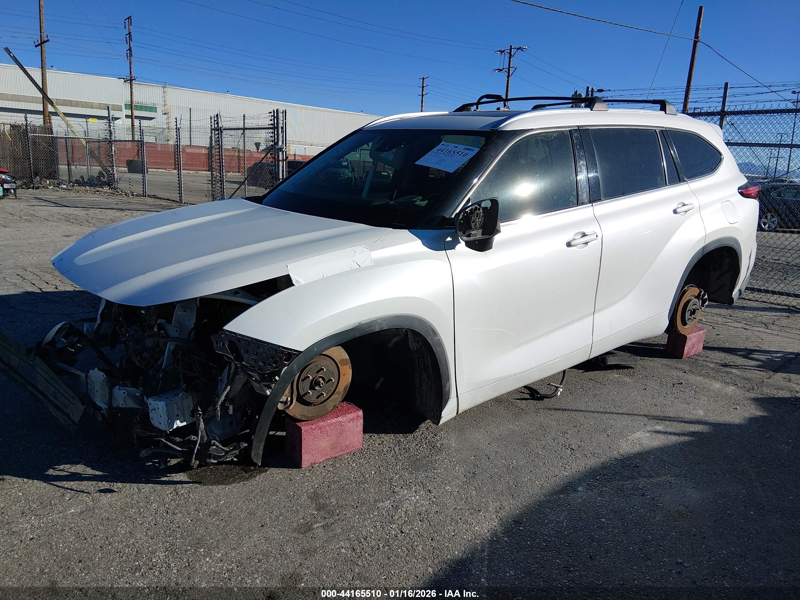 TOYOTA HIGHLANDER image 2