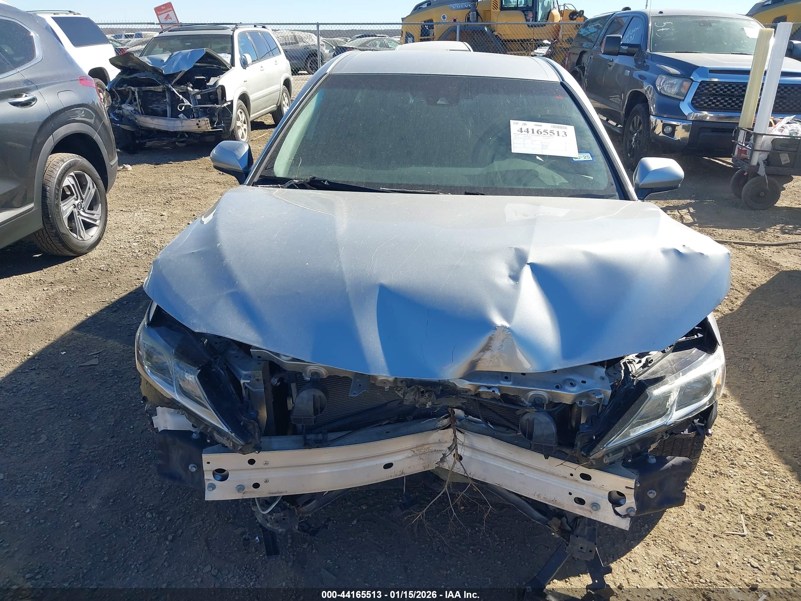 TOYOTA CAMRY image 6
