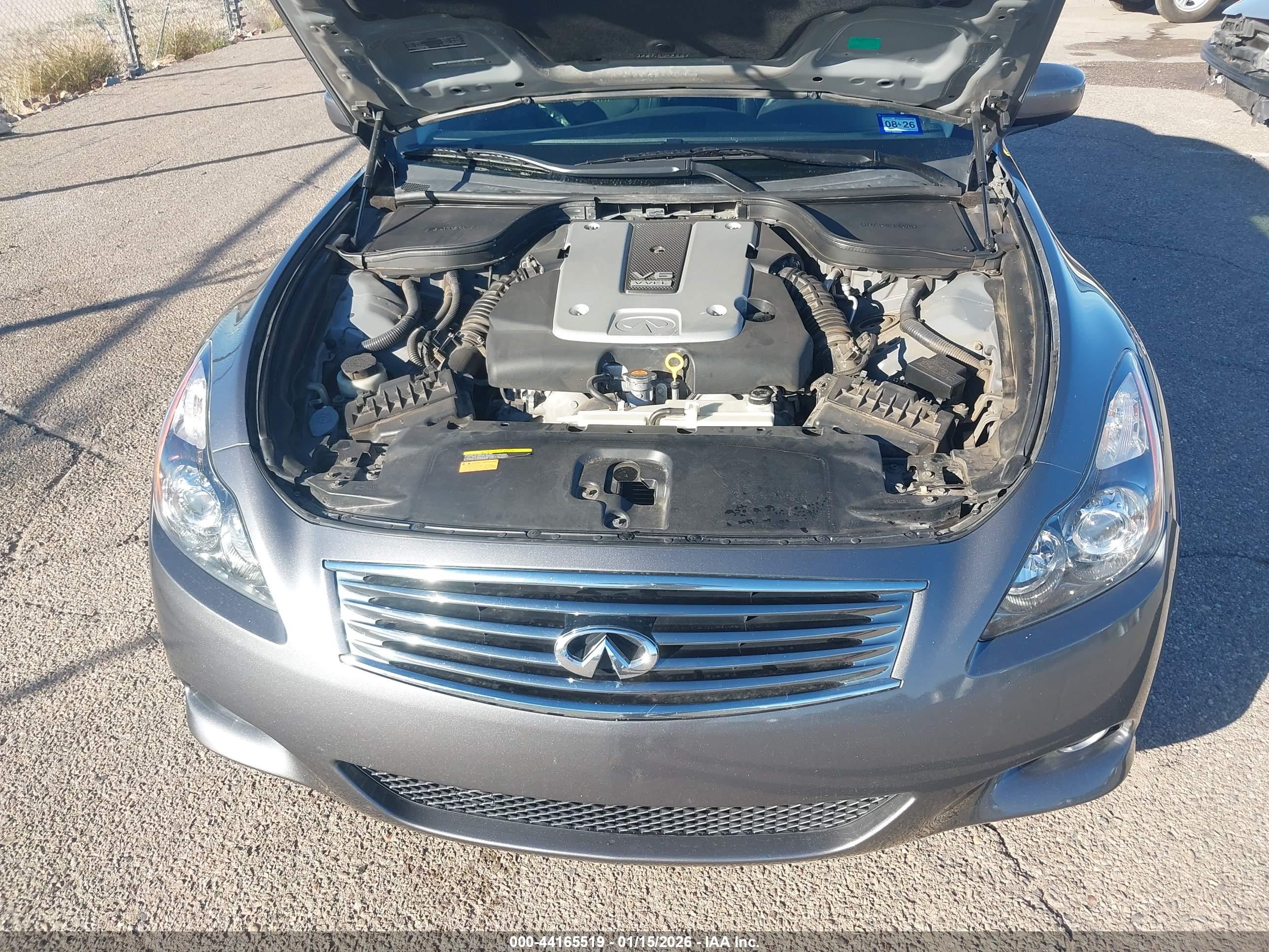 INFINITI G37 image 10