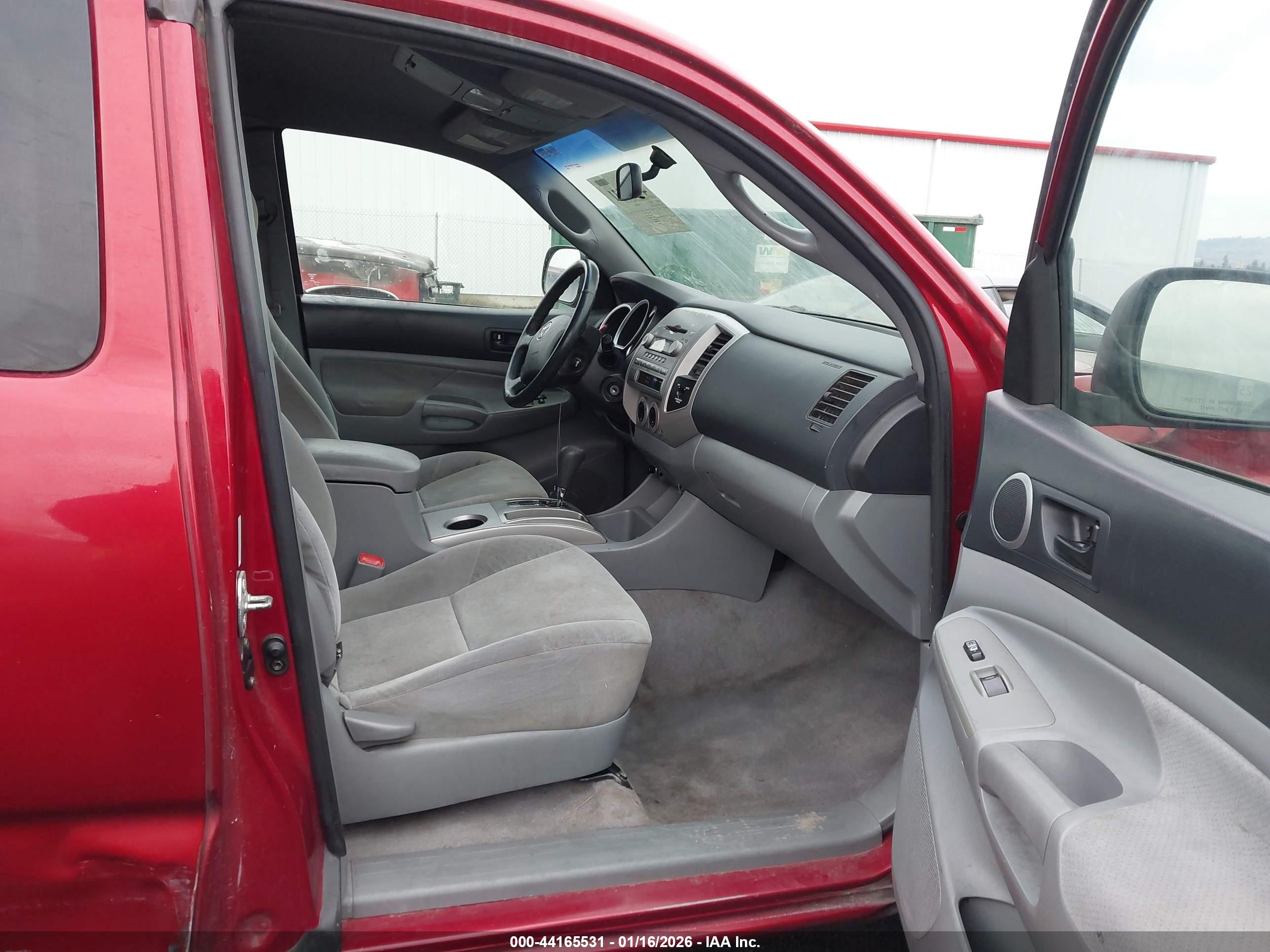 TOYOTA TACOMA image 5