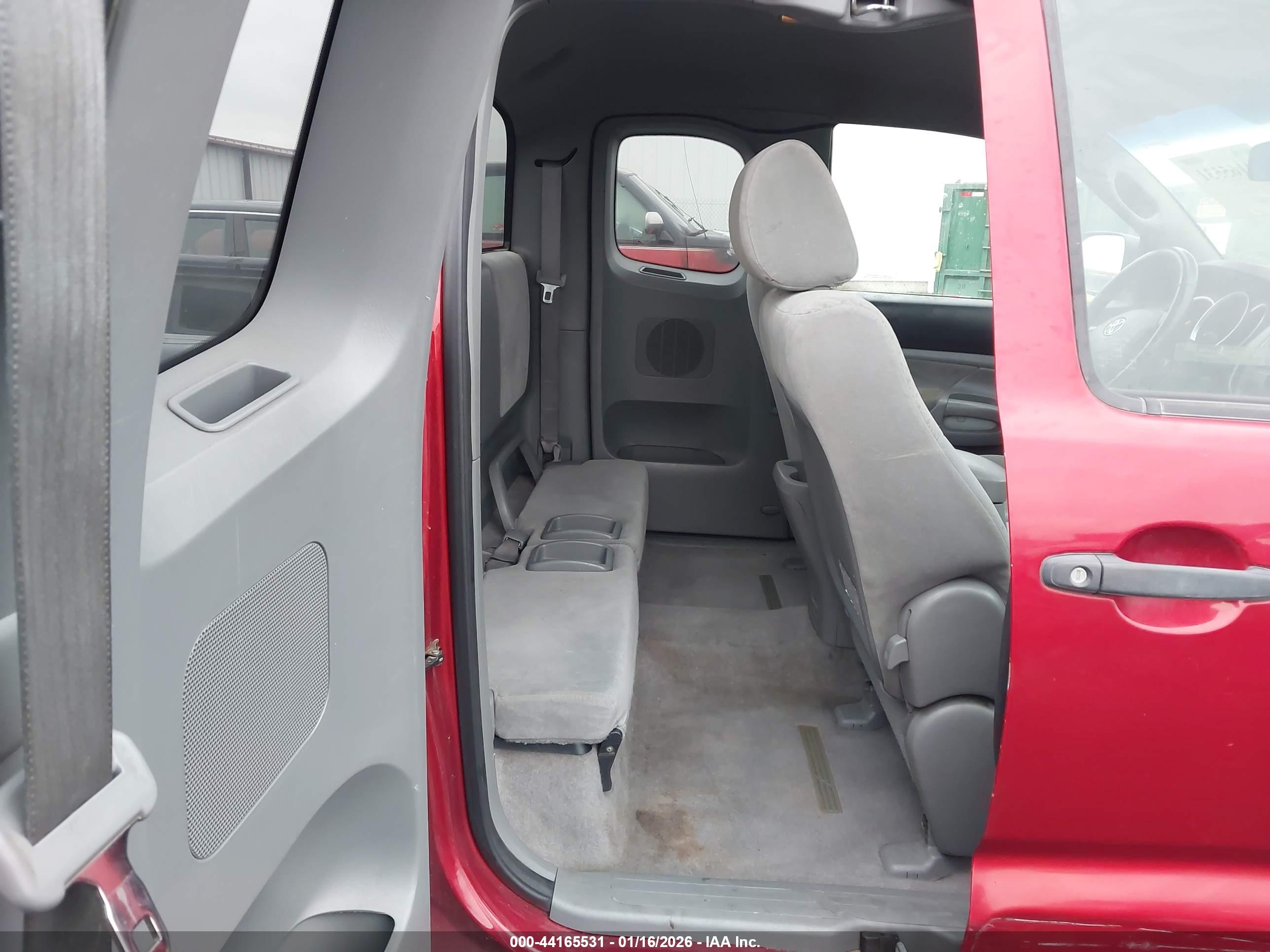 TOYOTA TACOMA image 8