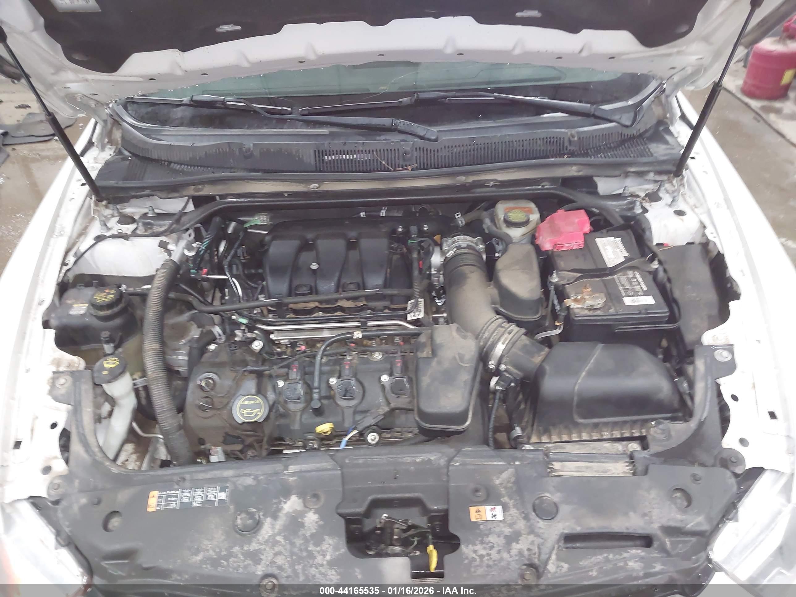 FORD TAURUS image 10