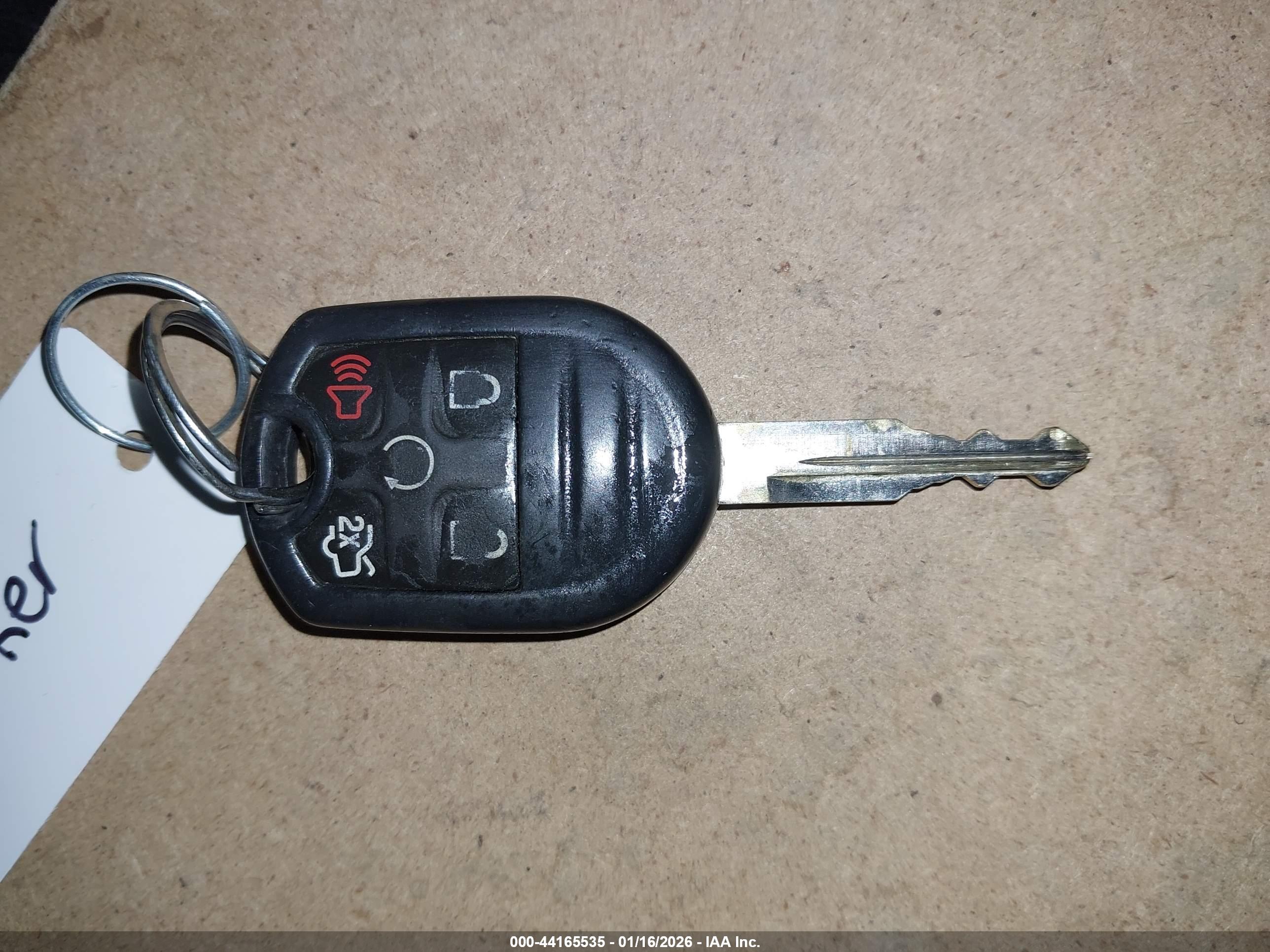 FORD TAURUS image 11