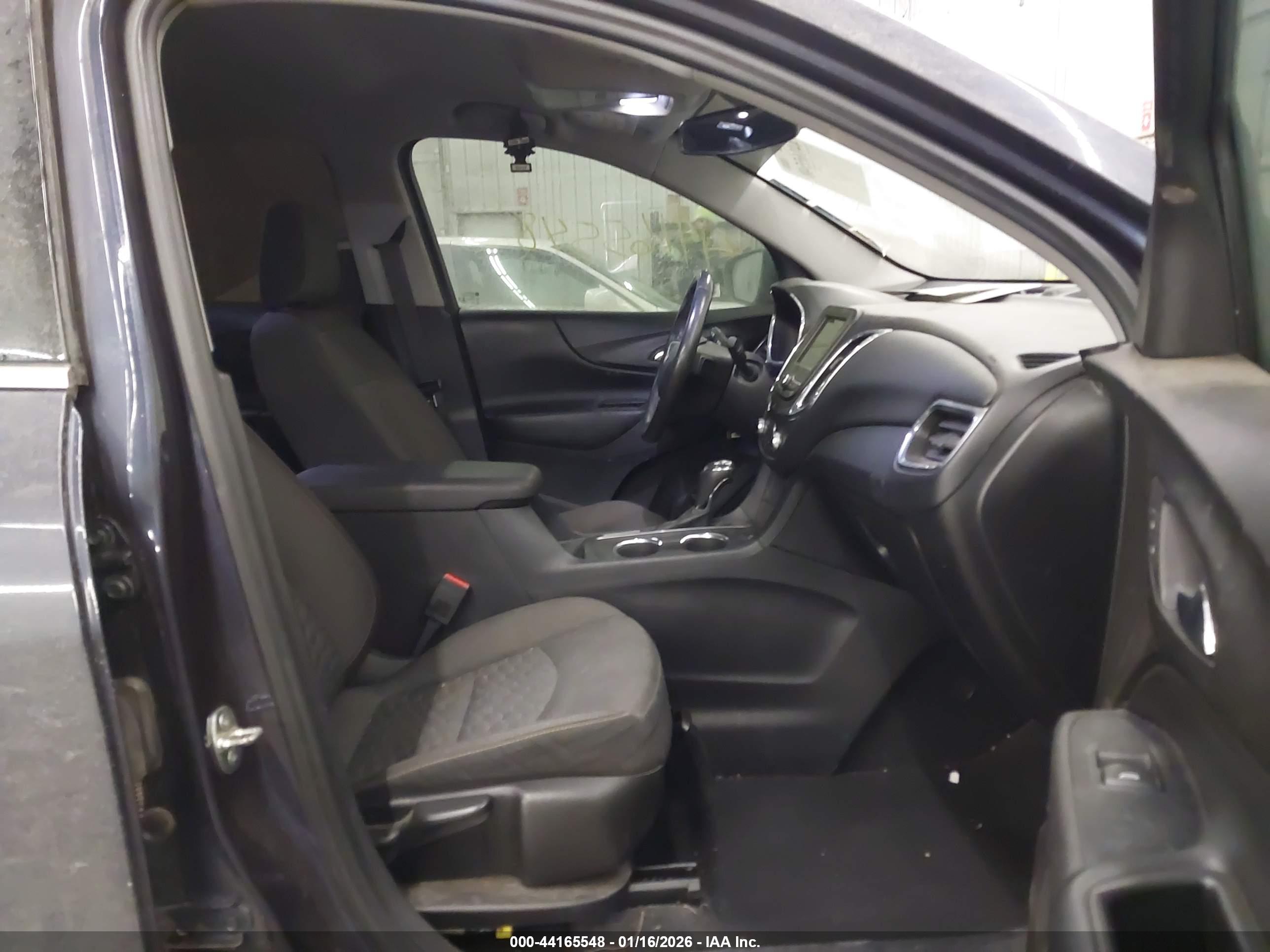 CHEVROLET EQUINOX image 5