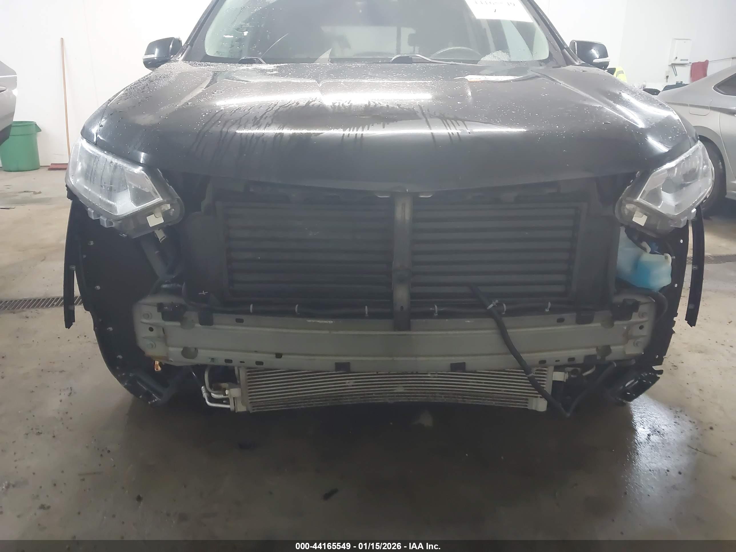 CHEVROLET TRAVERSE image 6