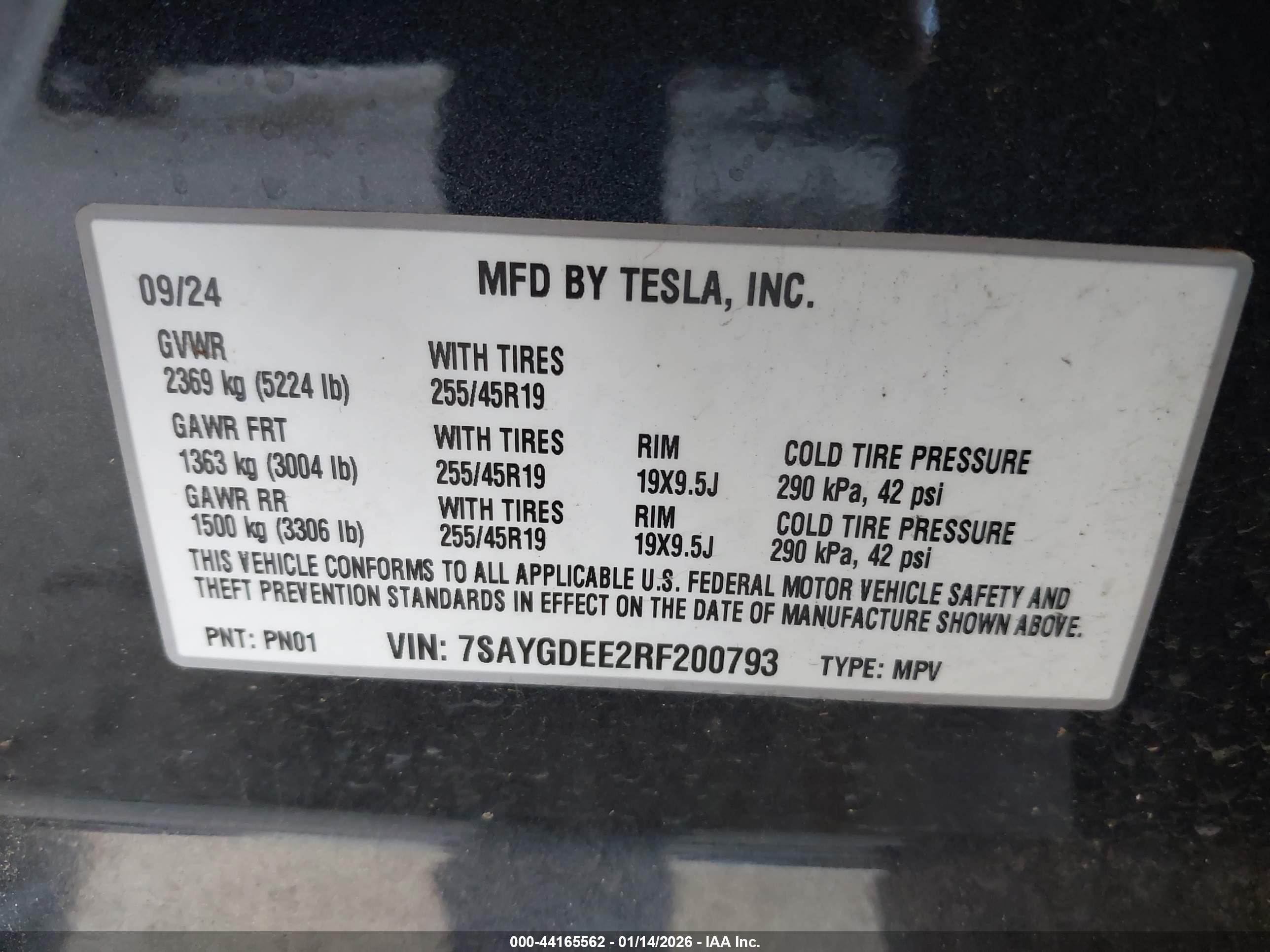 TESLA MODEL image 9