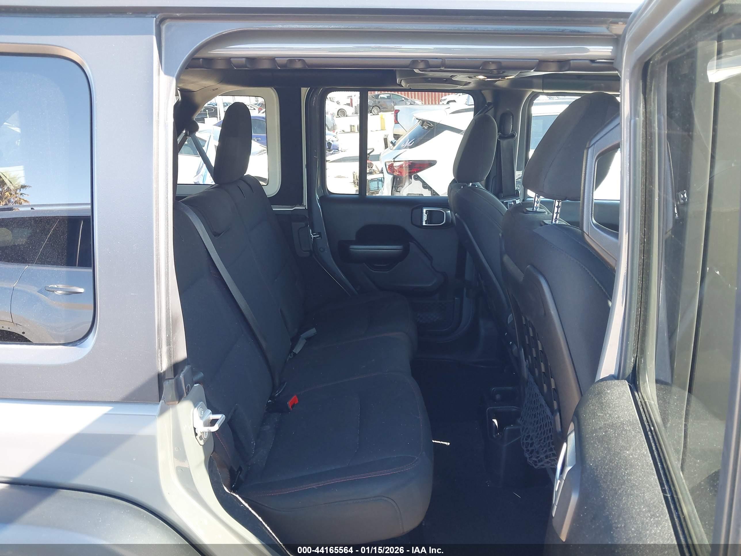 JEEP WRANGLER image 8