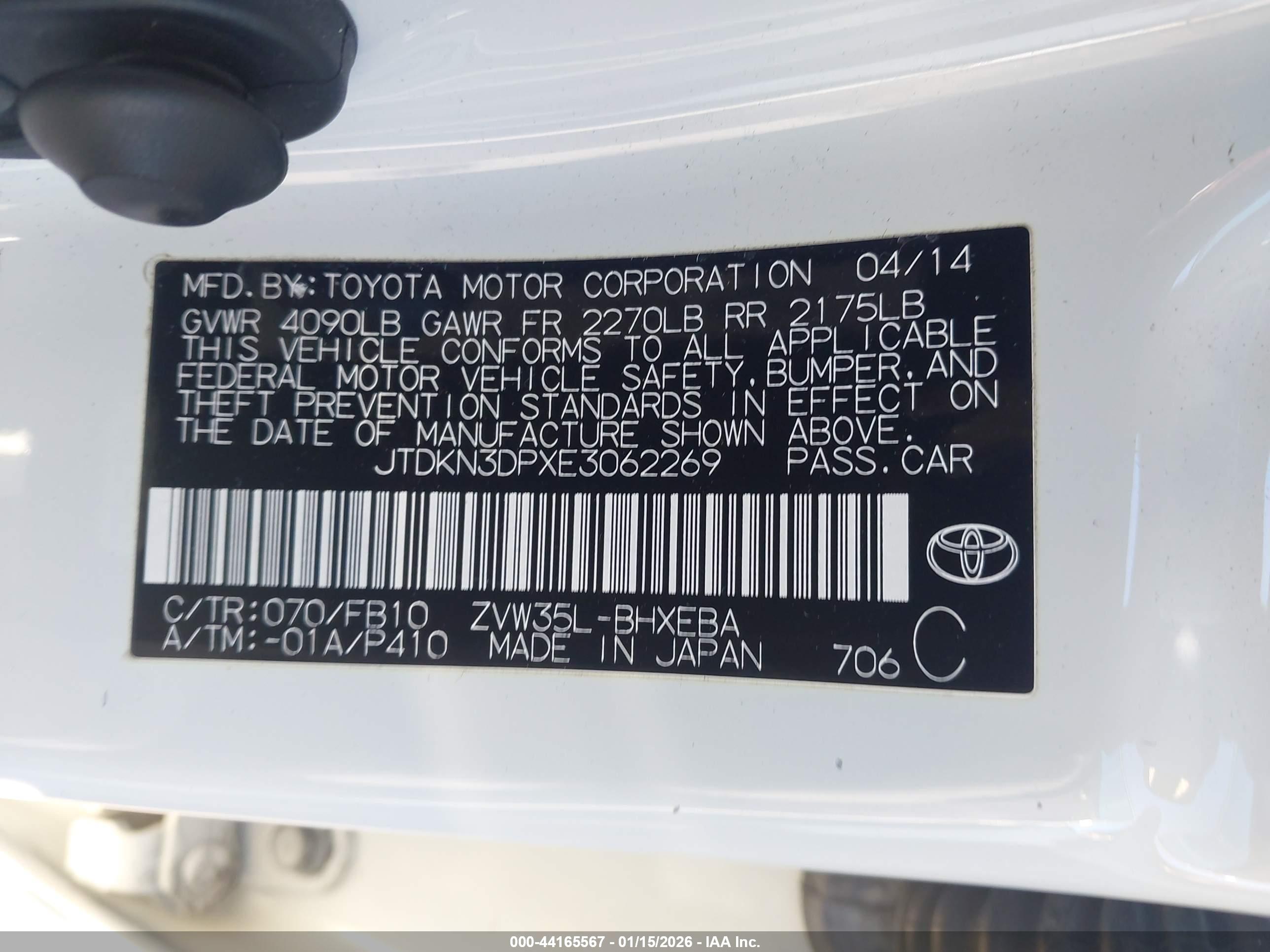 TOYOTA PRIUS image 9