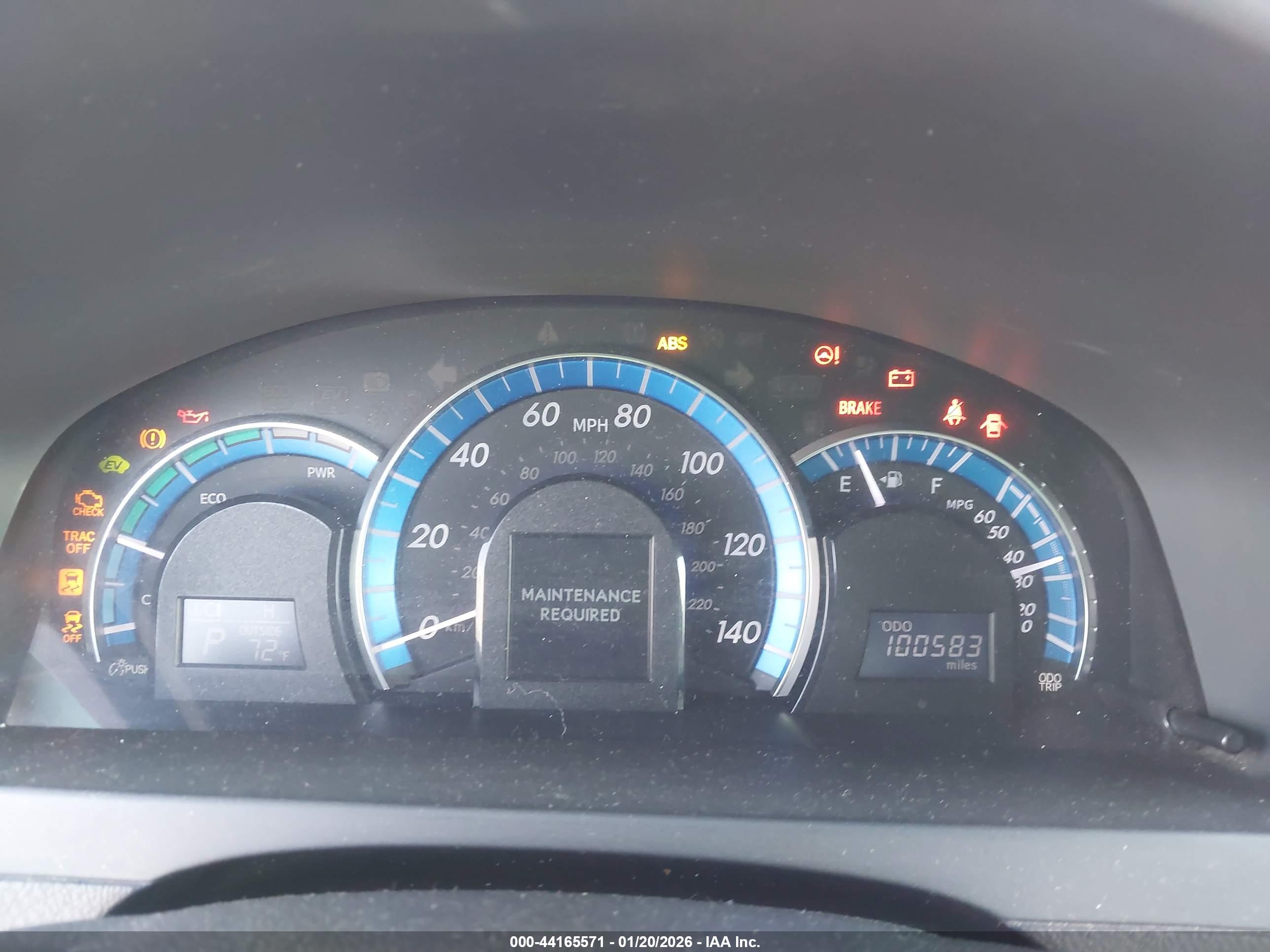 TOYOTA CAMRY image 7