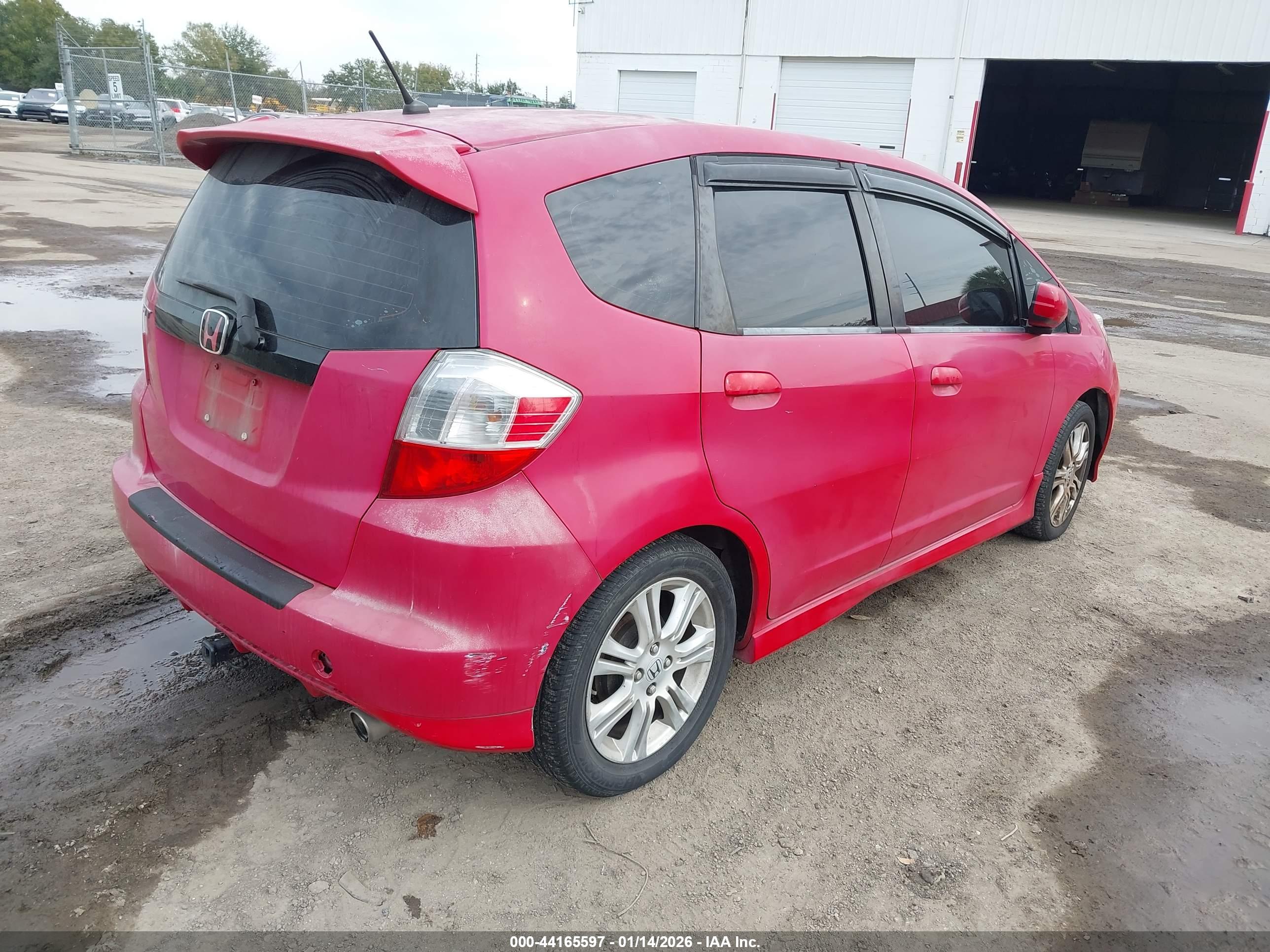 HONDA FIT image 4
