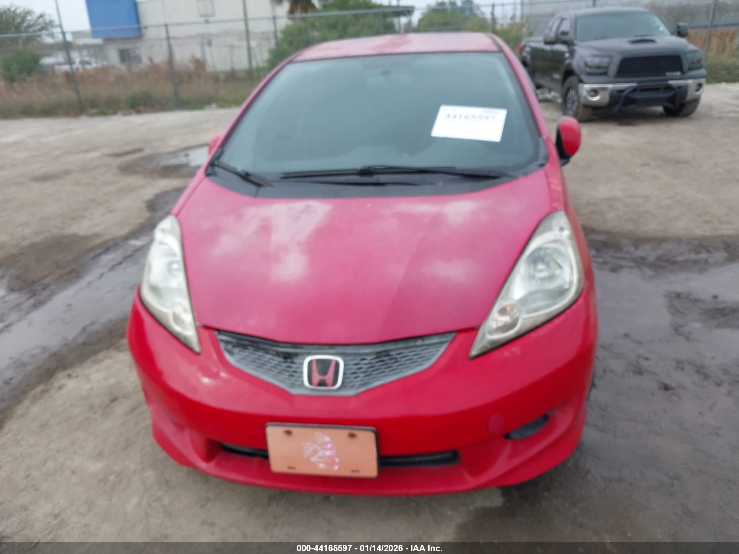 HONDA FIT image 6