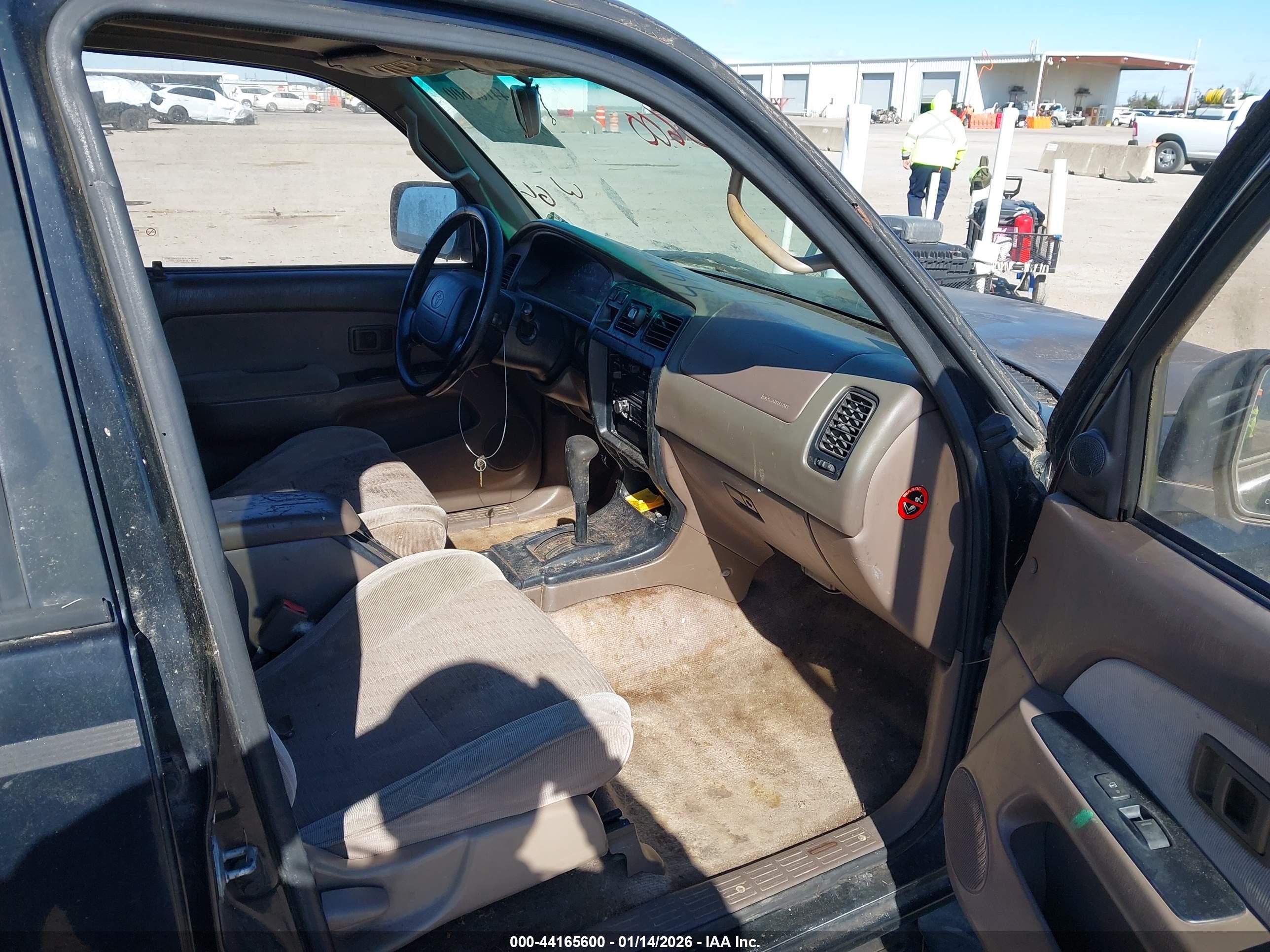 TOYOTA 4RUNNER image 5