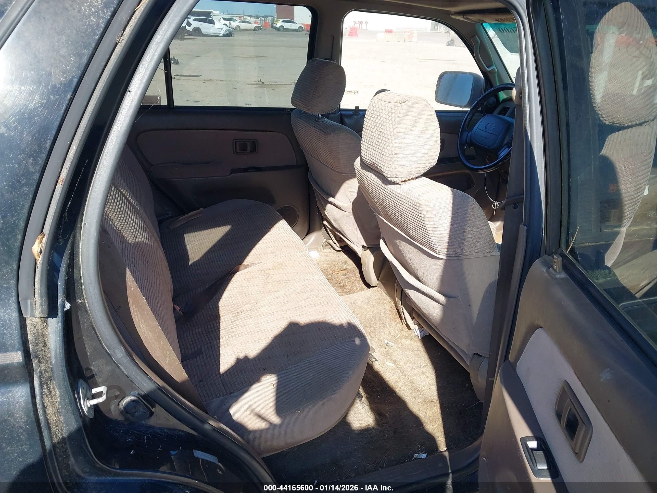TOYOTA 4RUNNER image 8