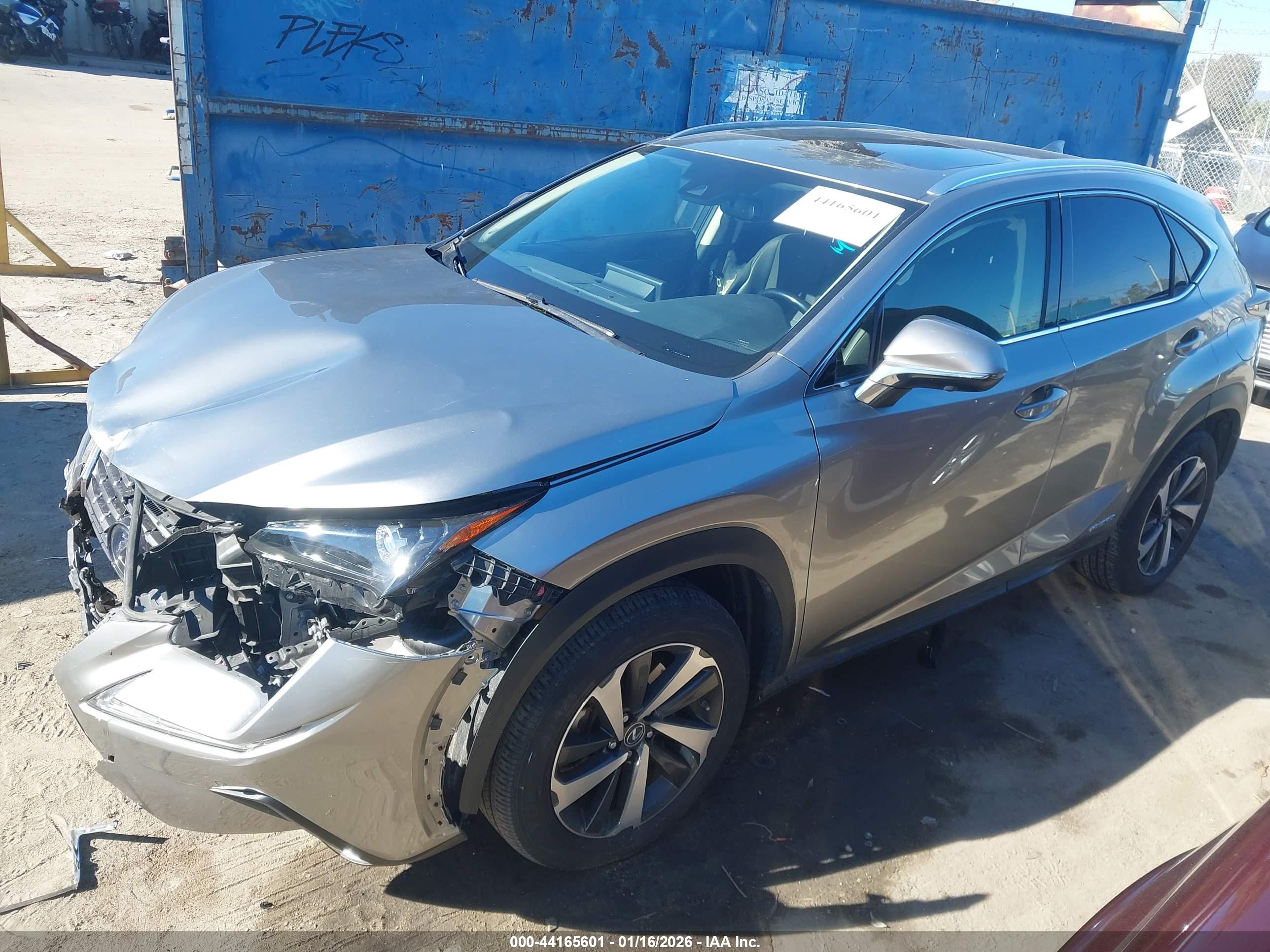 LEXUS NX image 2