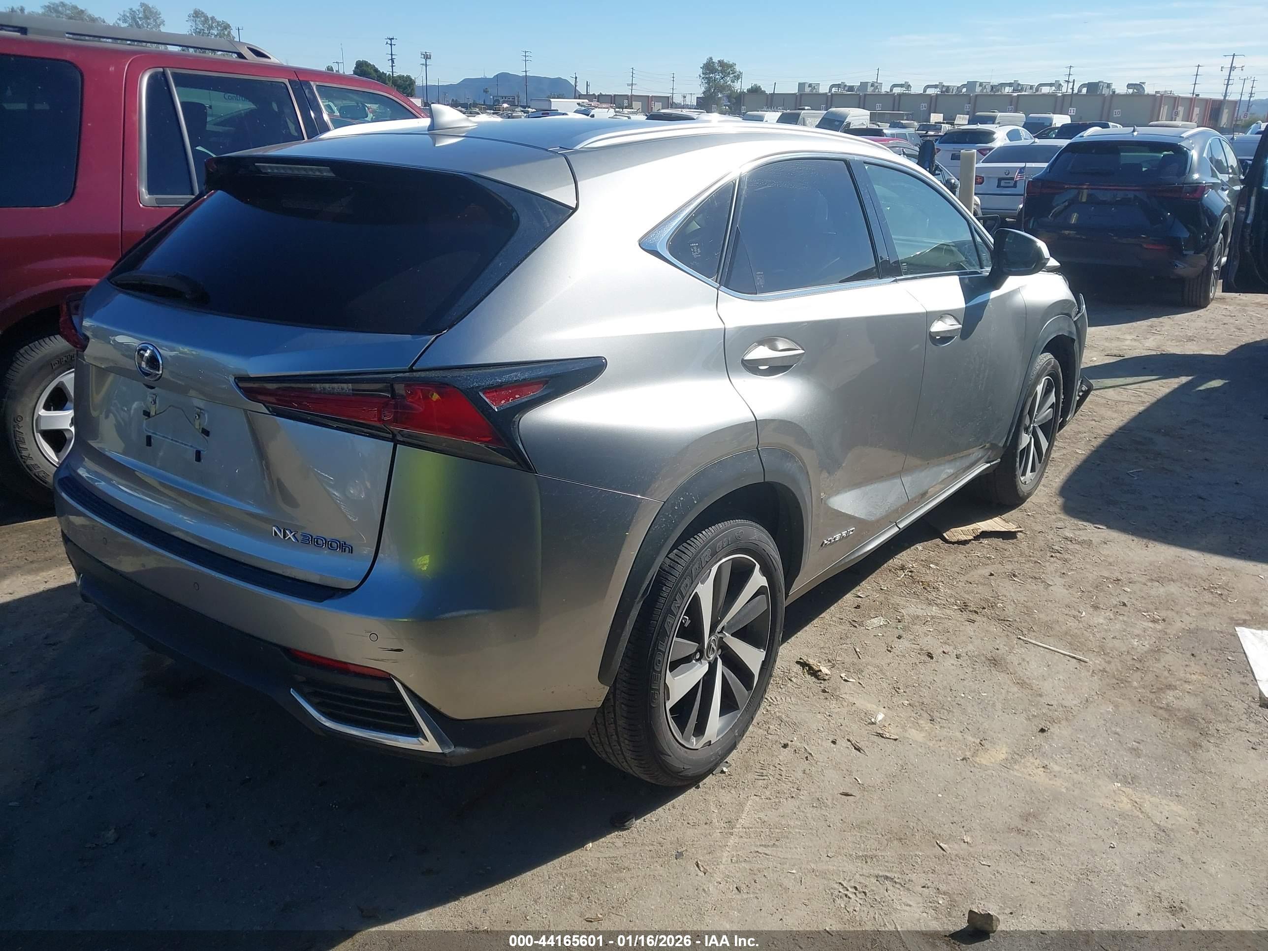 LEXUS NX image 4