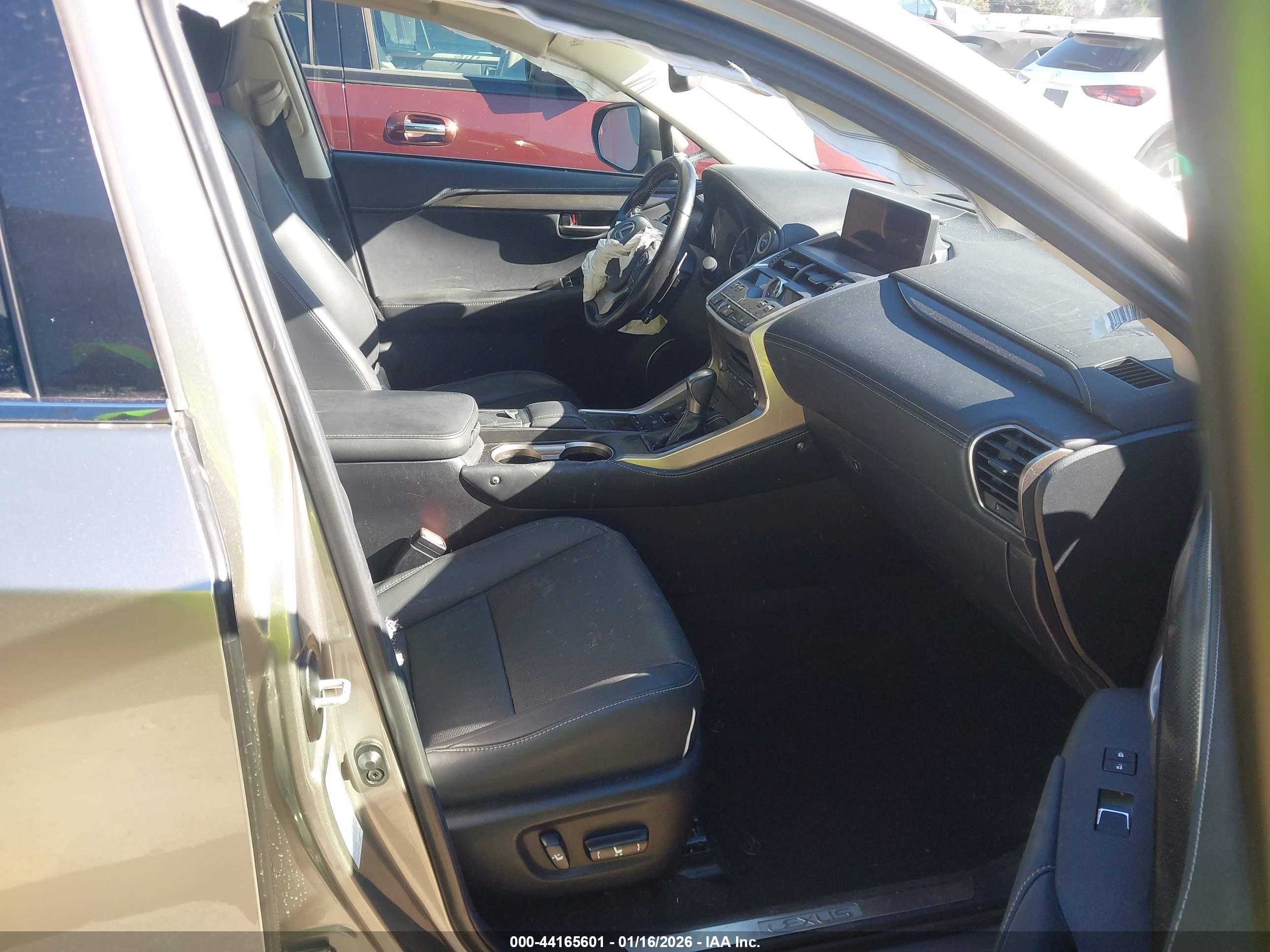 LEXUS NX image 5