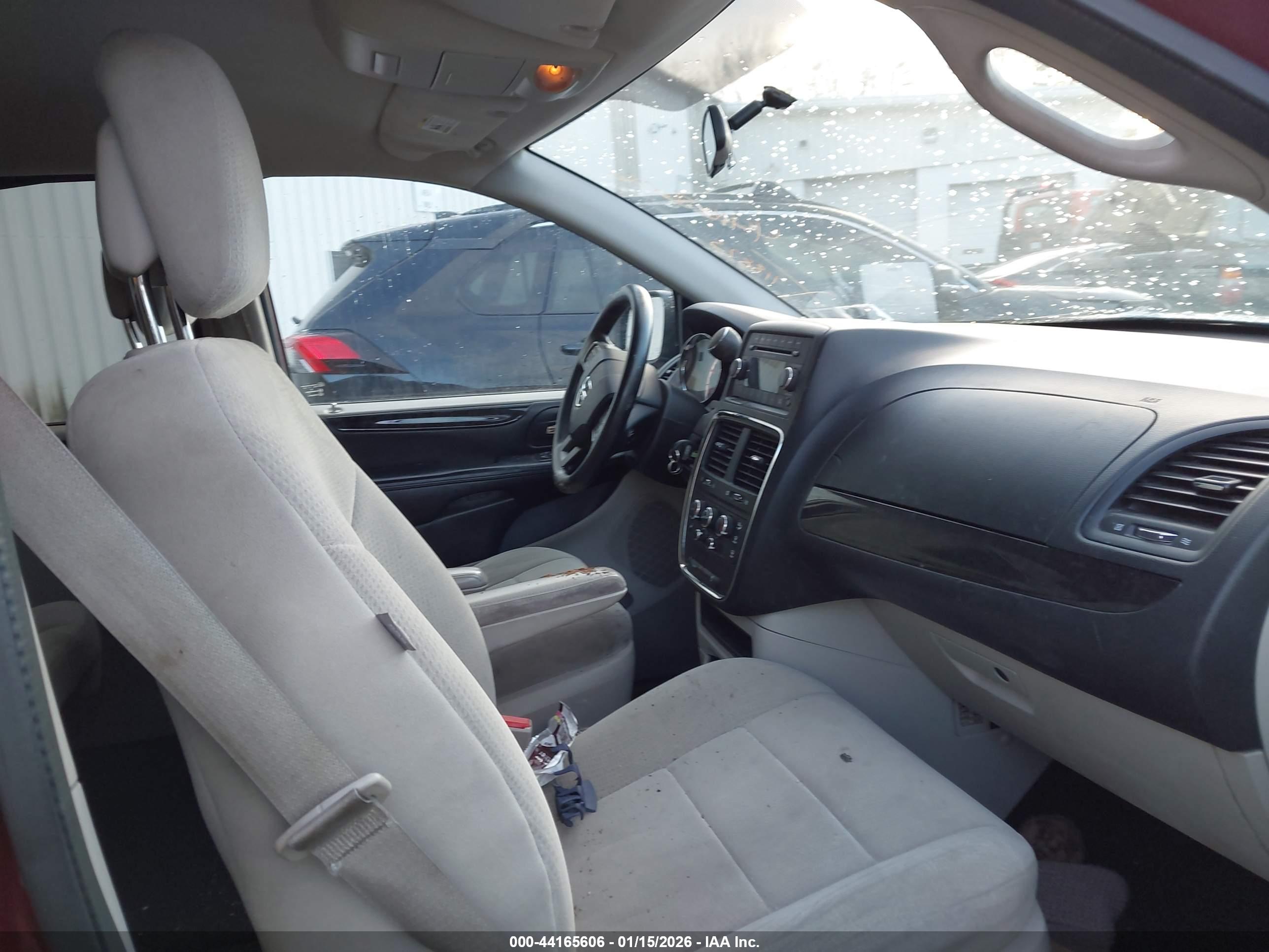 DODGE GRAND image 5