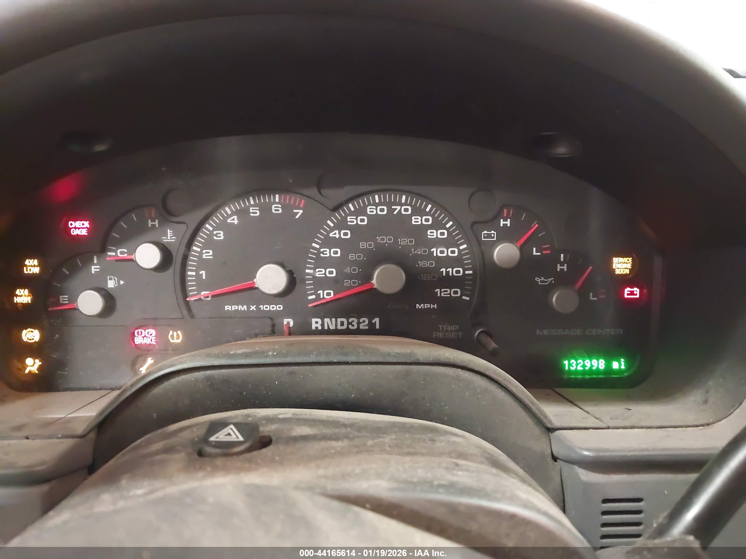 FORD EXPLORER image 7