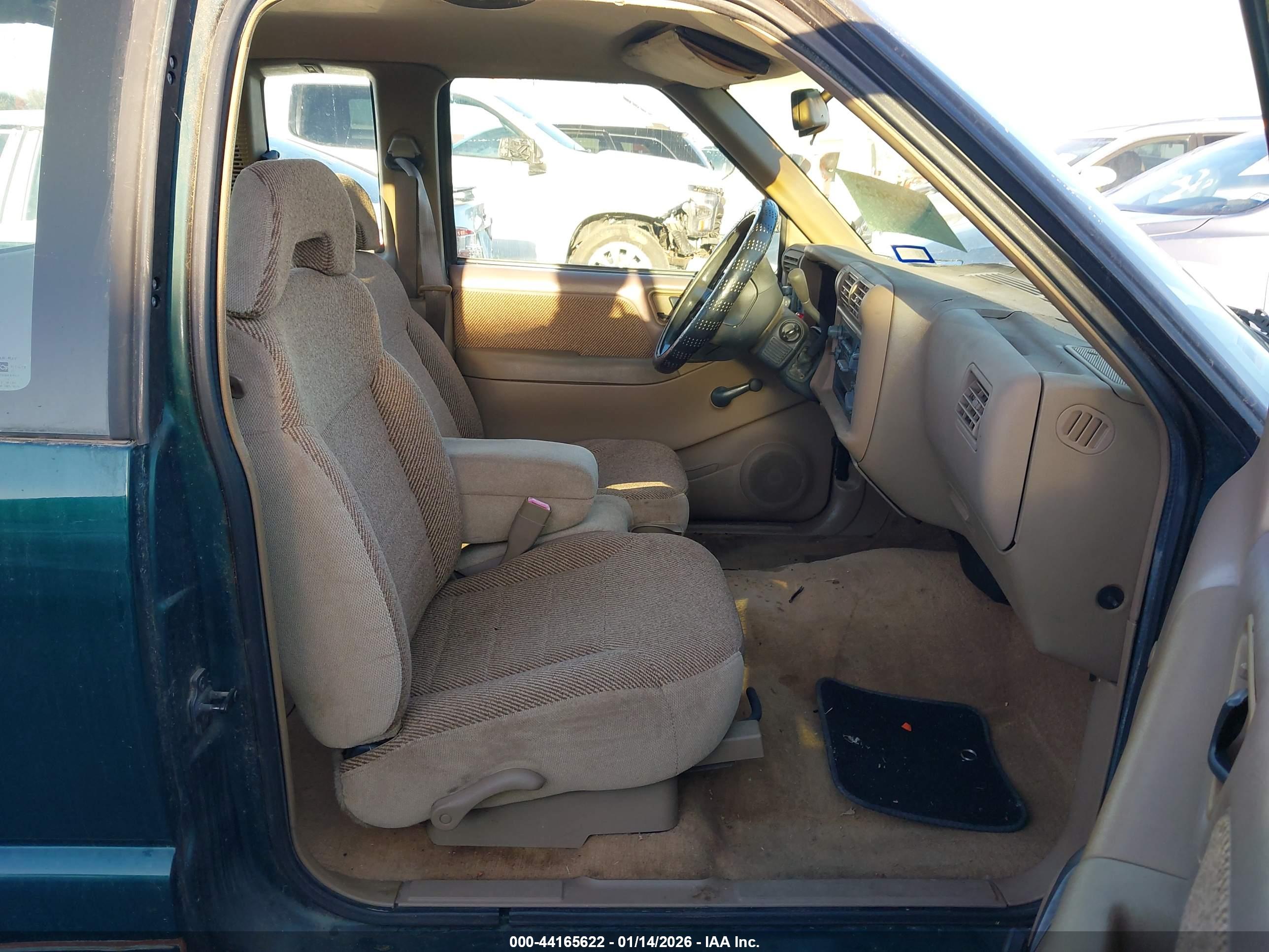 CHEVROLET S image 5