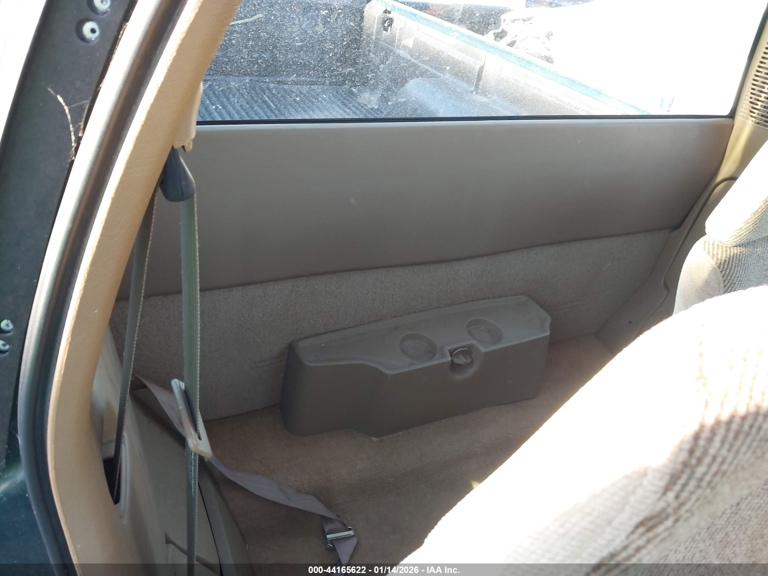 CHEVROLET S image 8
