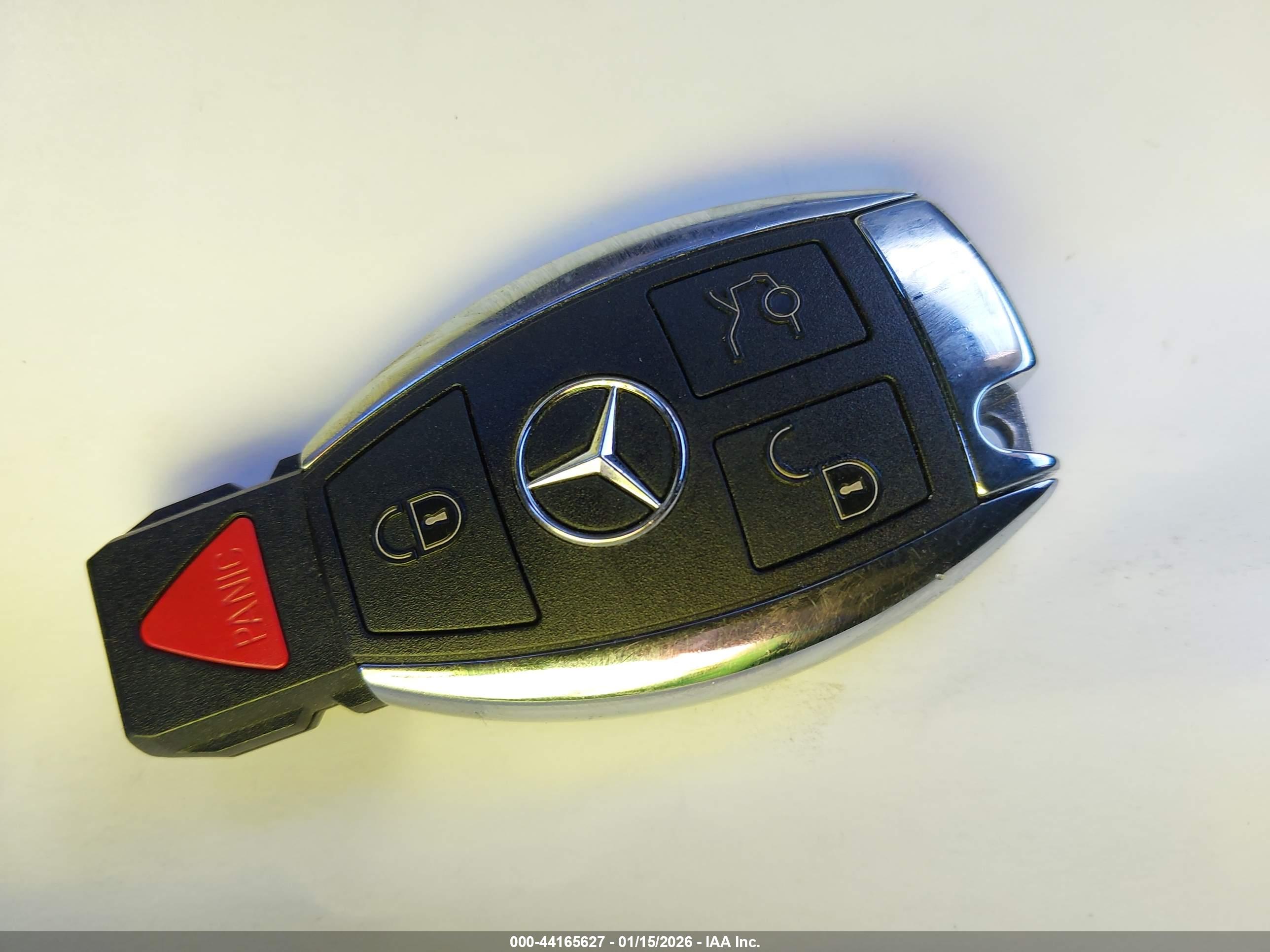MERCEDES-BENZ GLA image 11
