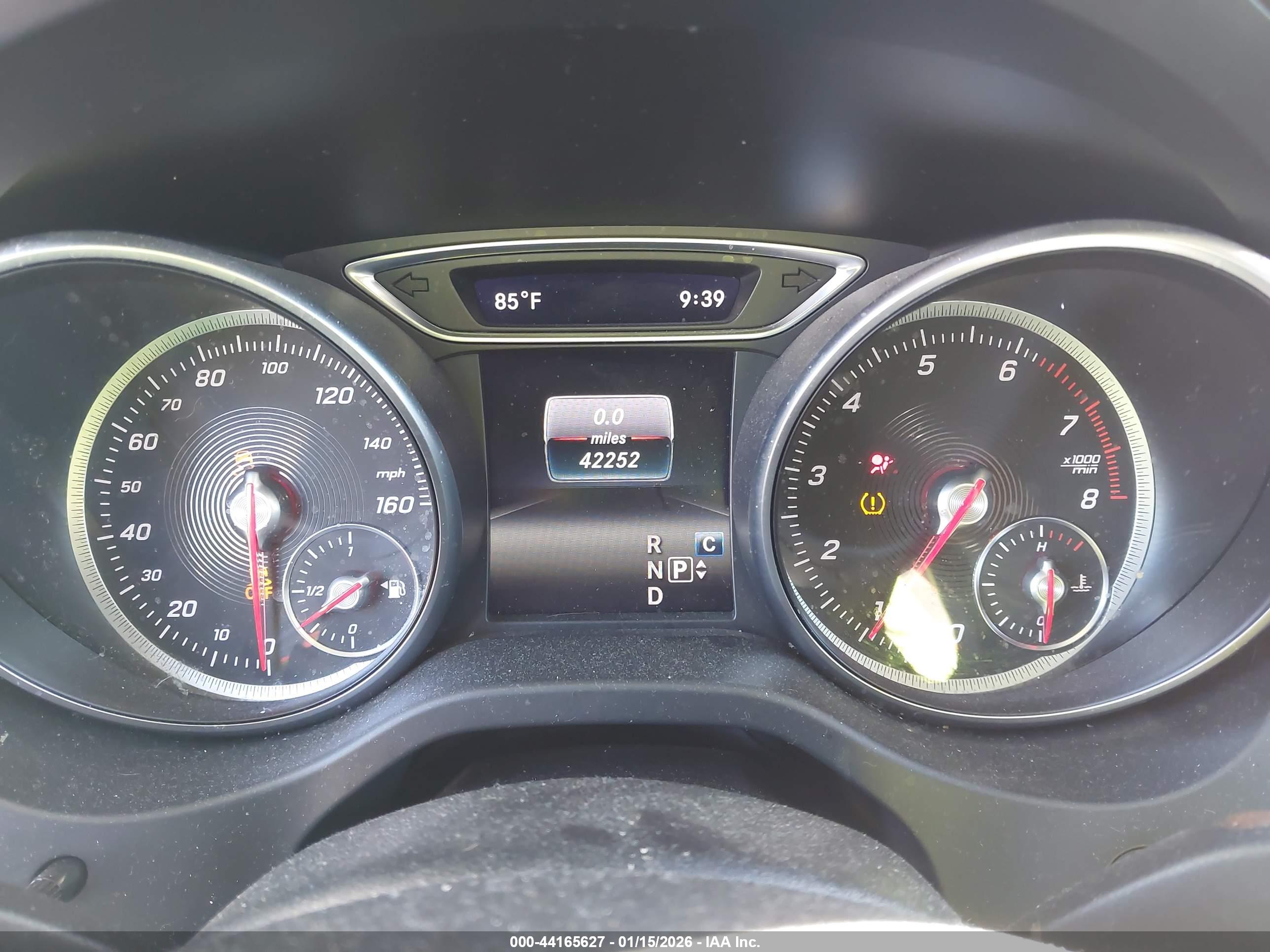 MERCEDES-BENZ GLA image 7
