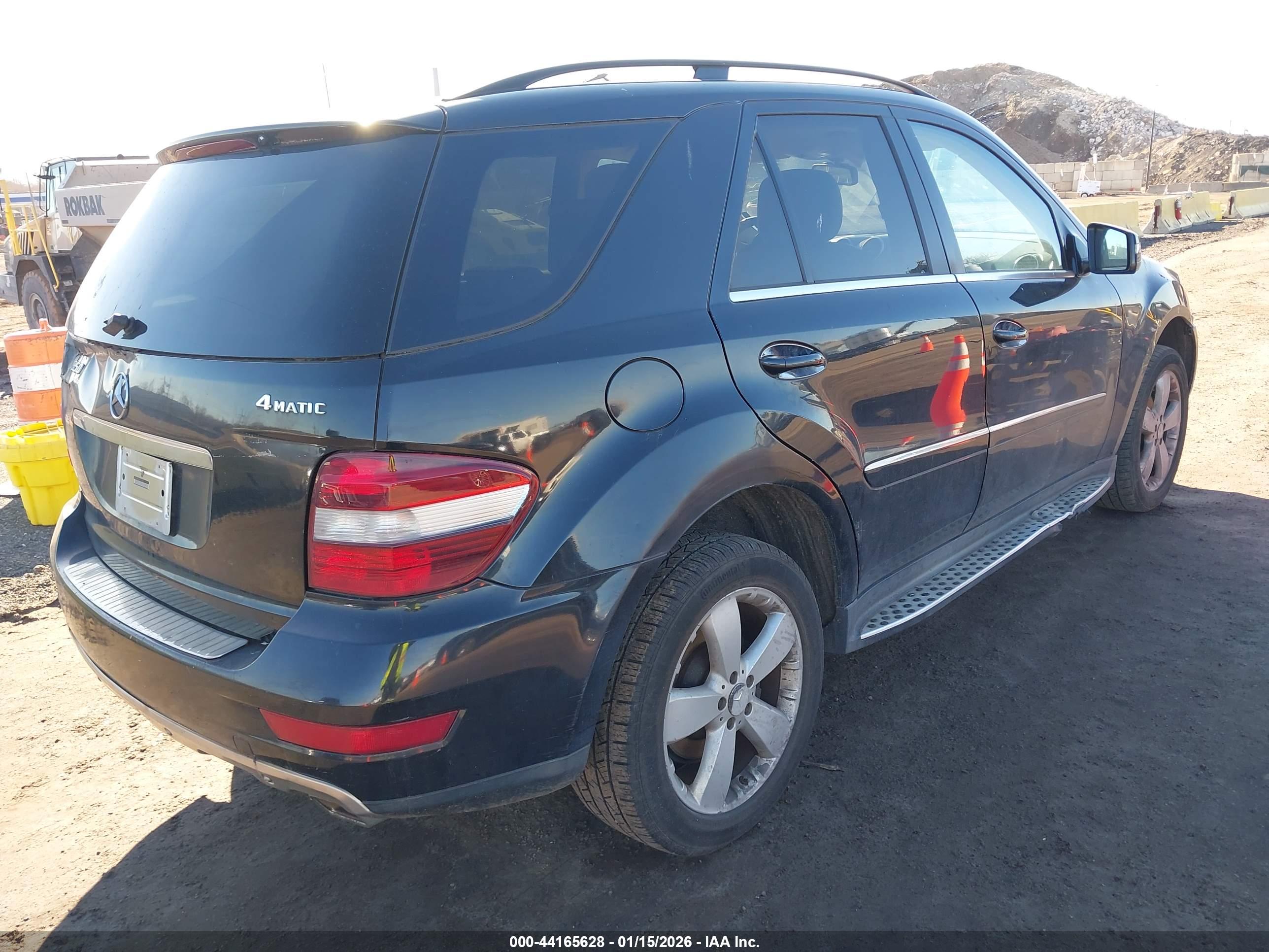 MERCEDES-BENZ ML image 4