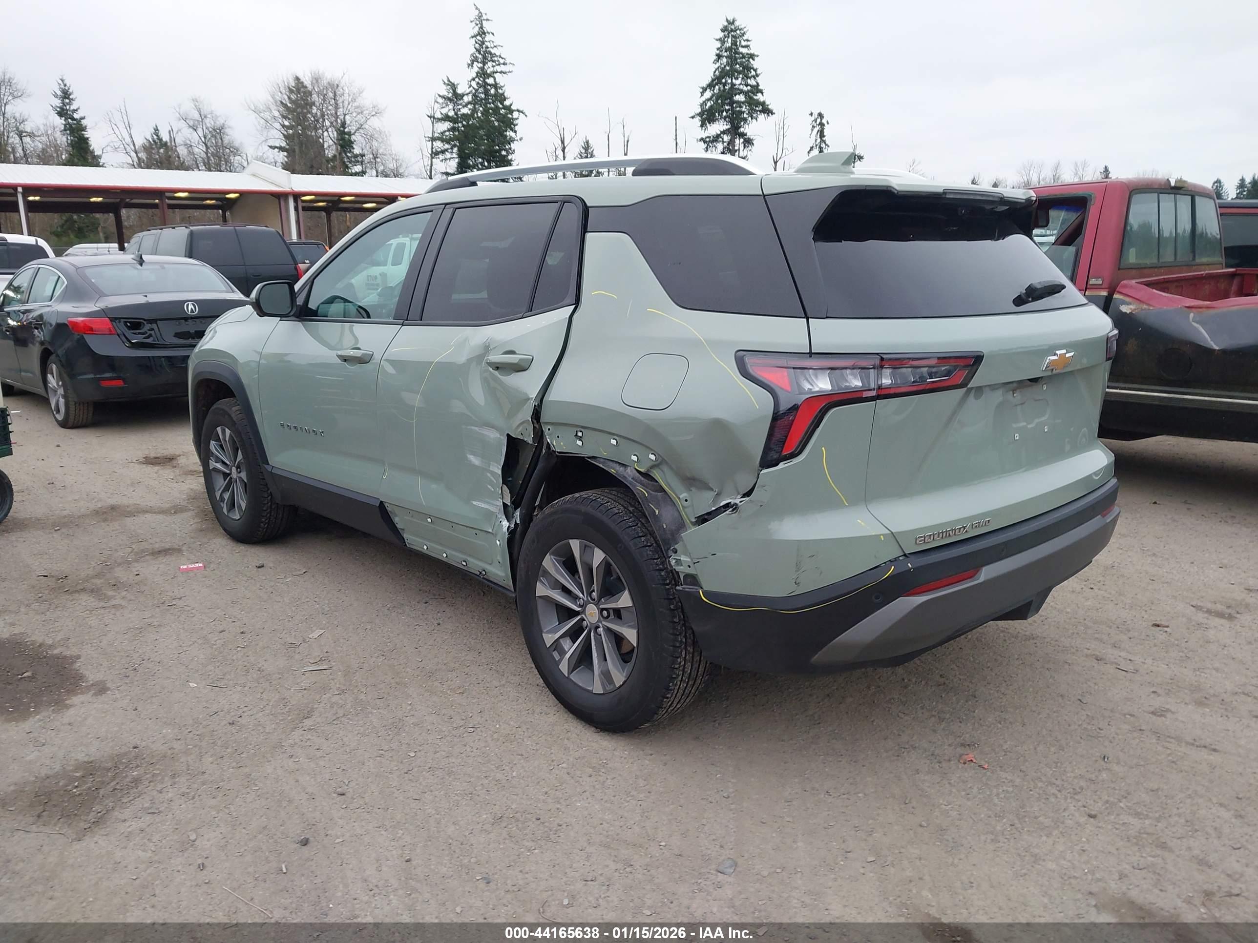 CHEVROLET EQUINOX image 3