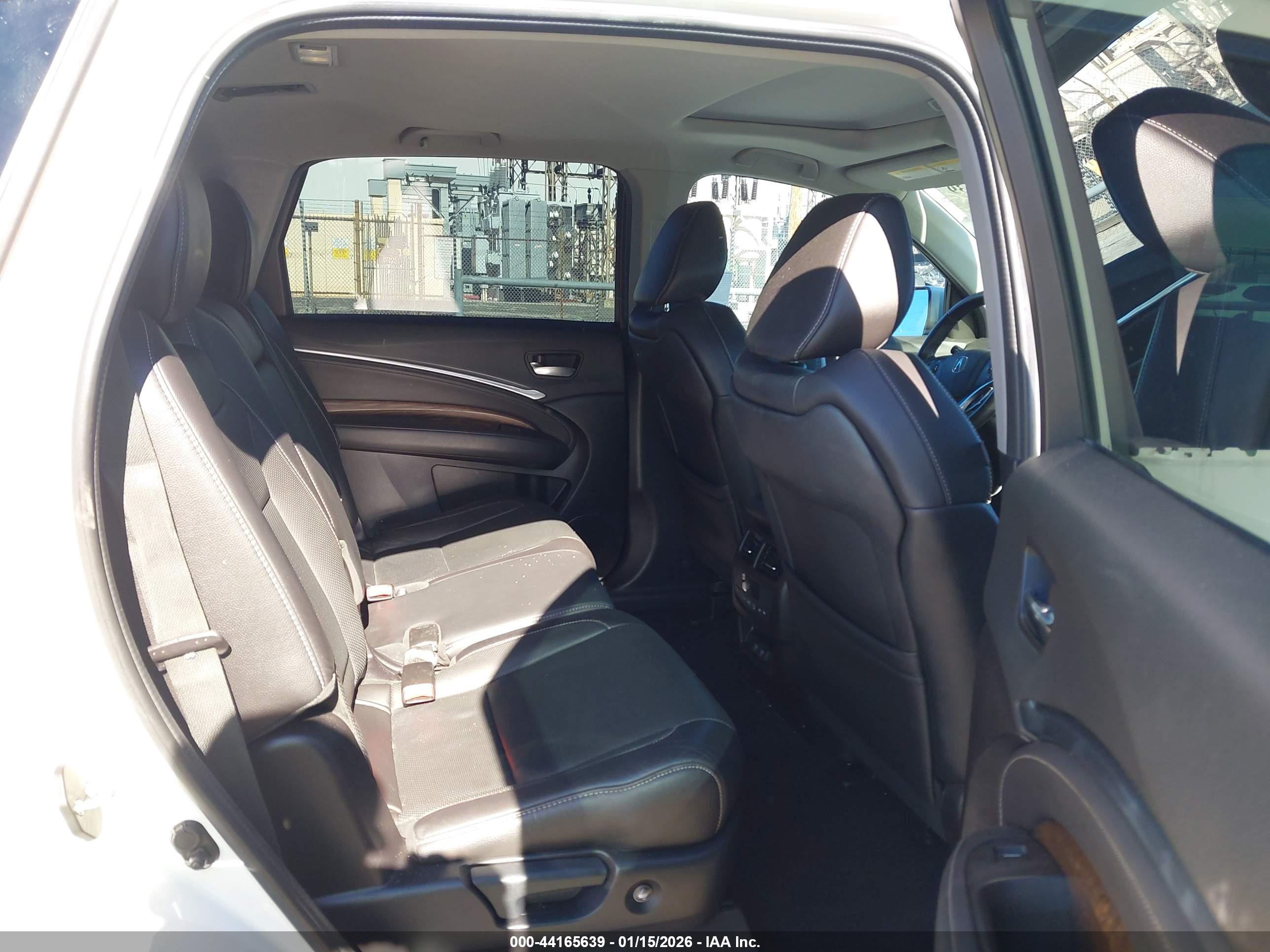 ACURA MDX image 8